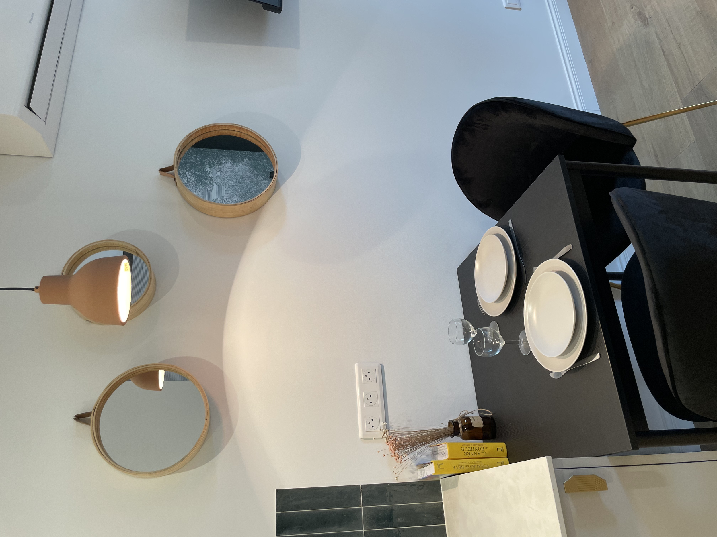 Décoration chaleureuse dans le studio au Rempart Sud d'Eguisheim.