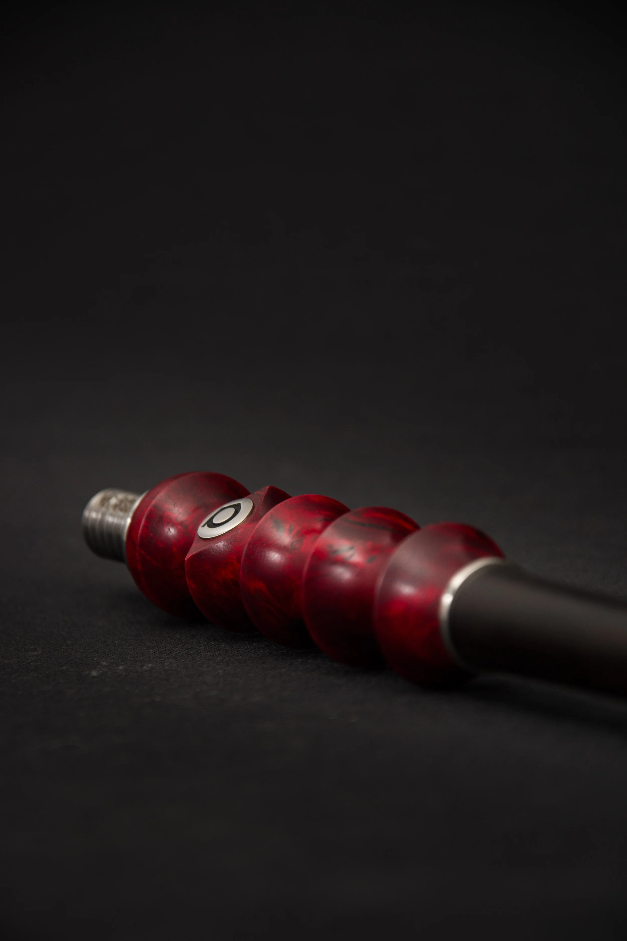 hookah handle in red and black