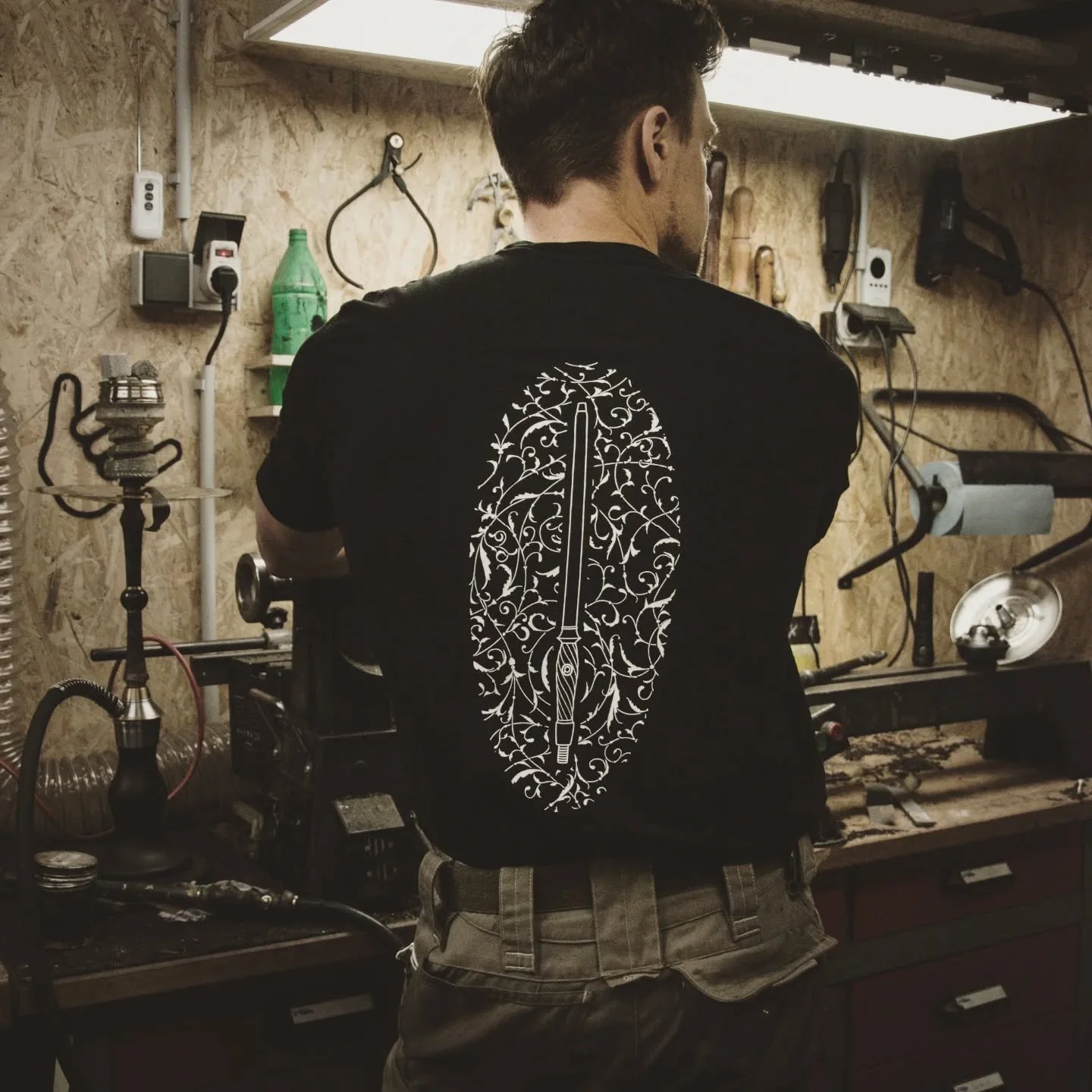 [MERCH] [T-Shirts &amp; Hoodies]

I am happy to announce that i have have some high quality, soft and cozy clothes for you!

Made from a solid layer of vegan breathable cotton, perfect for the upcoming warm spring and sommer months!

The first motif 