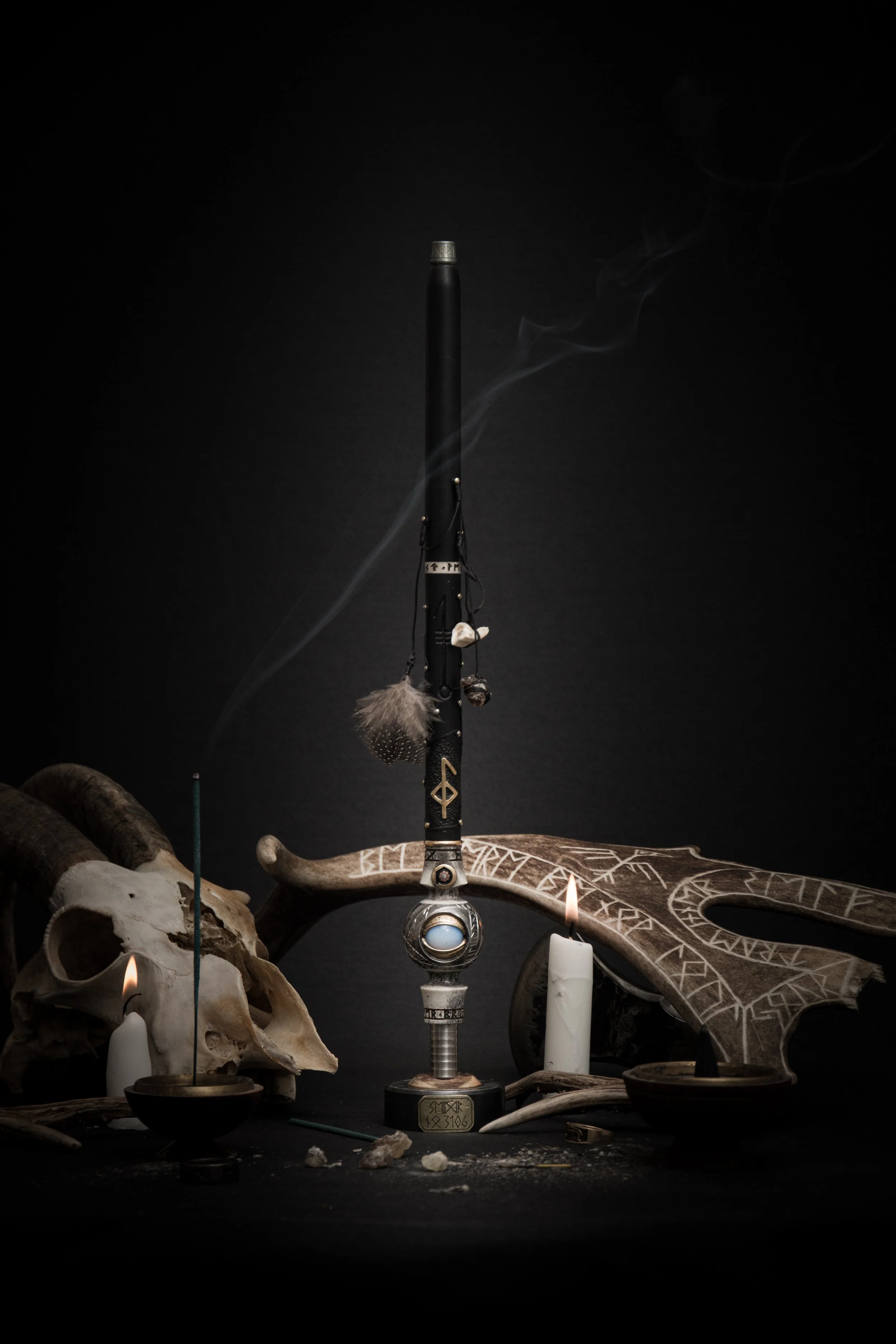 hookah handle in style of a viking shaman with offerings (Goat tooth, feather and incense)