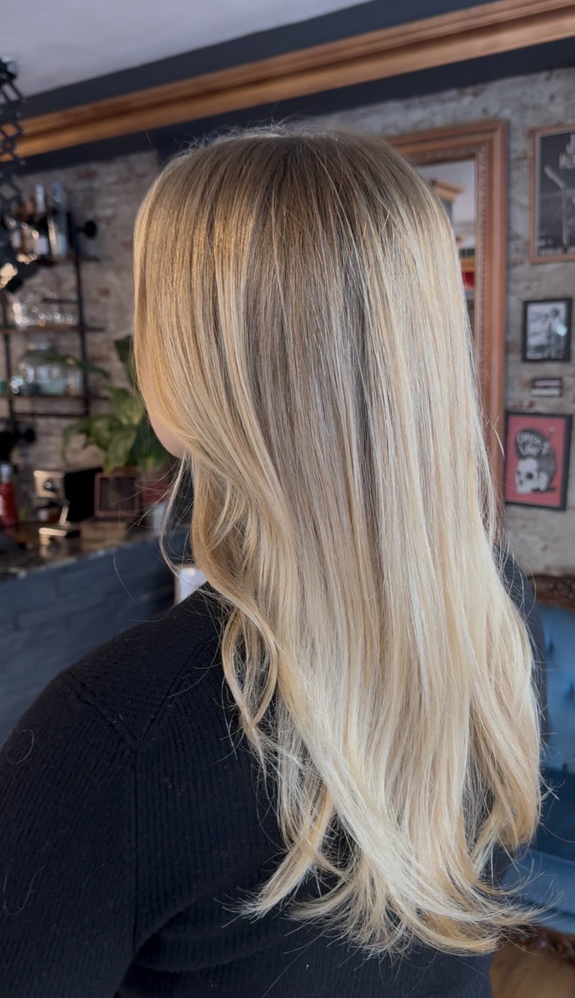 Blonde specialist Ibiza balayage