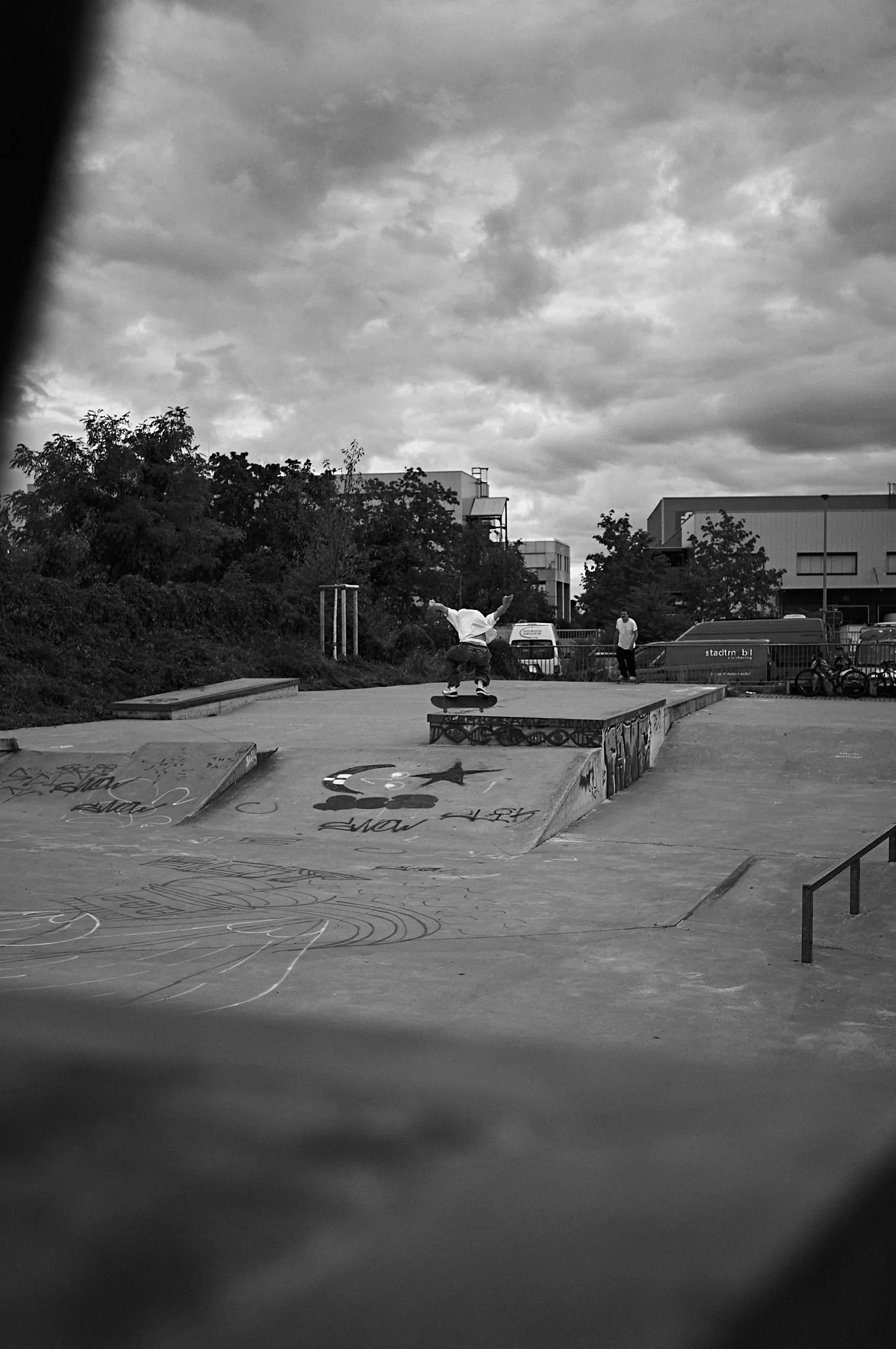 1_S1002082.jpg