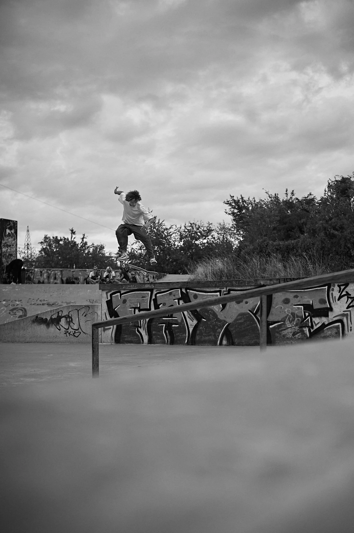 2_S1002165.jpg