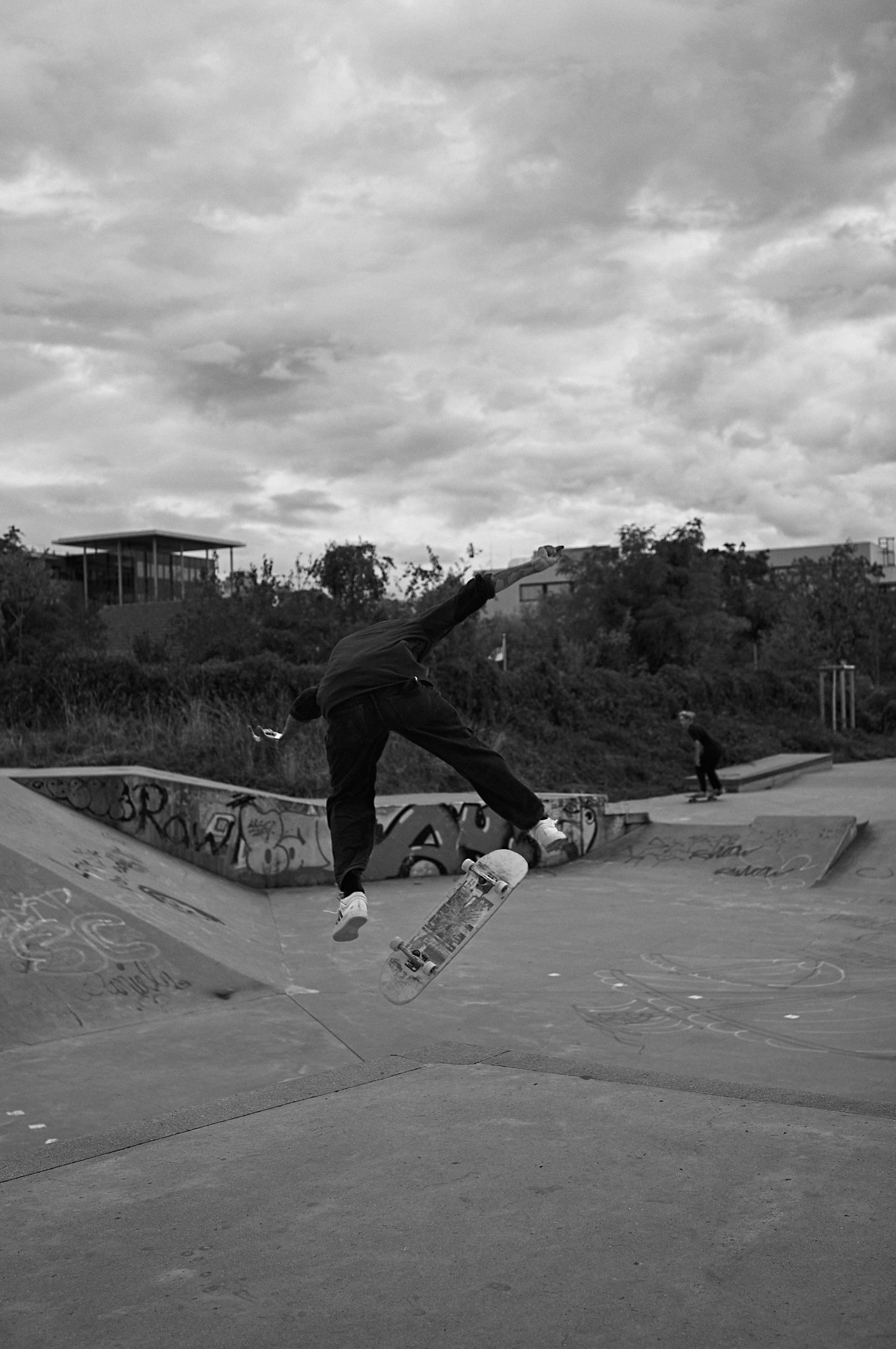 1_S1002114.jpg