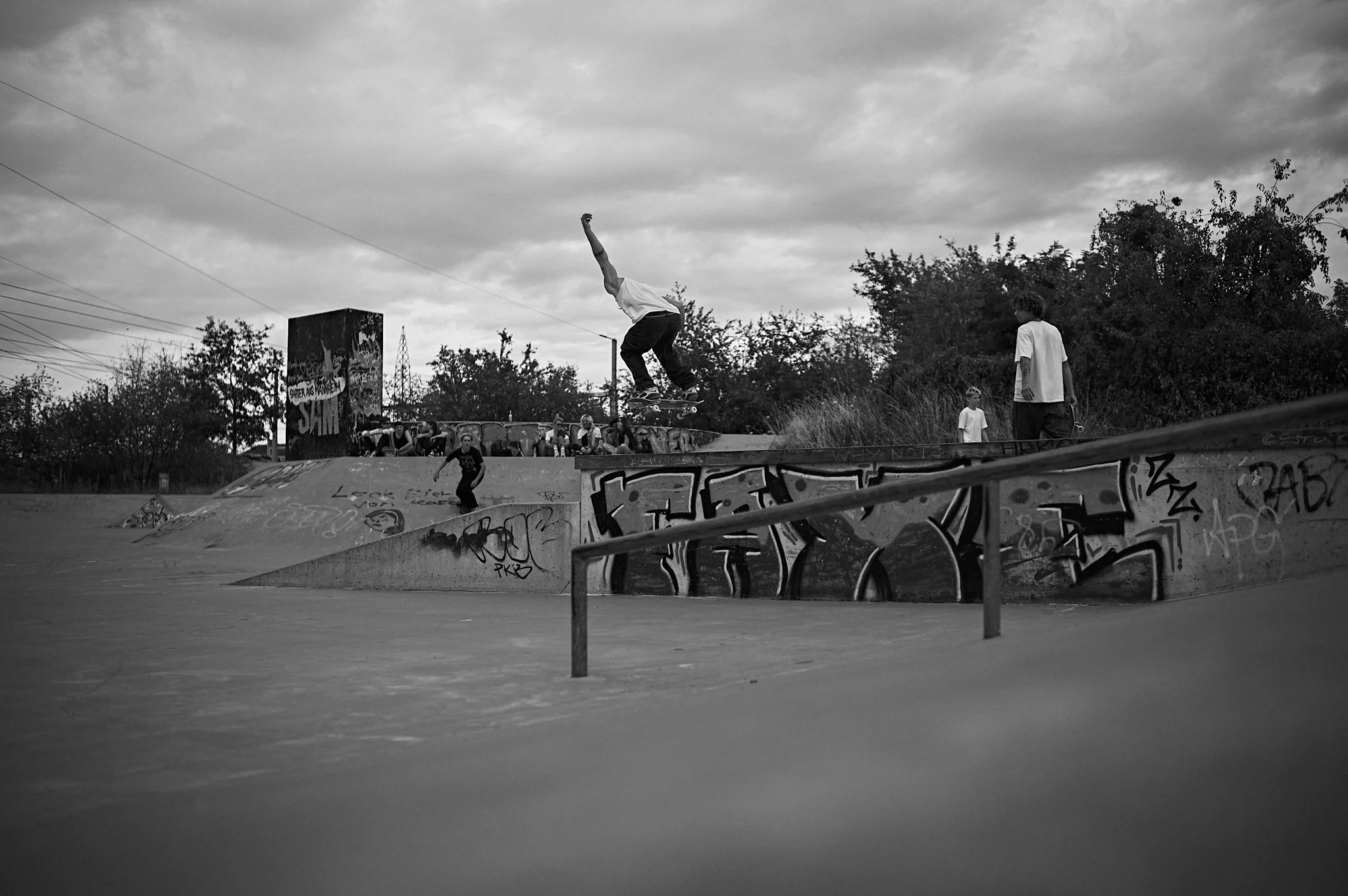 2_S1002142.jpg