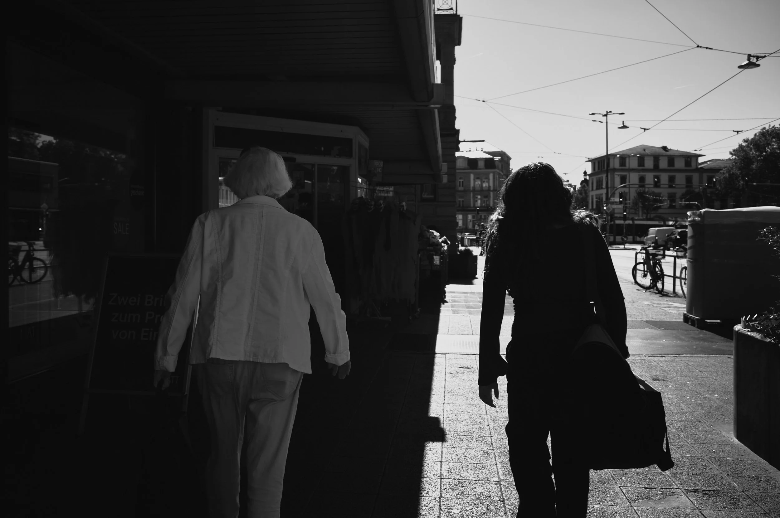 2_S1003015.jpg