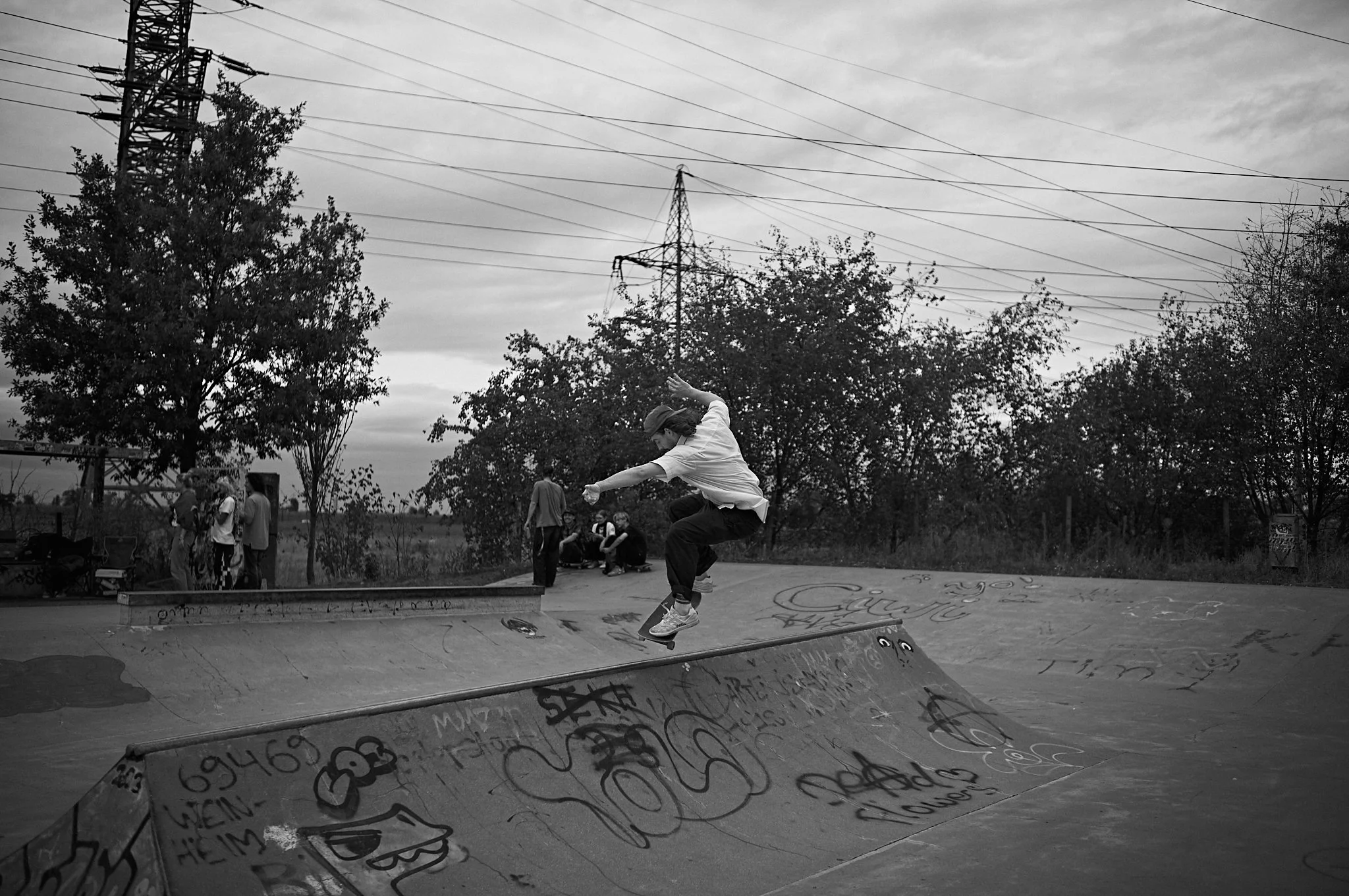 2_S1002272.jpg