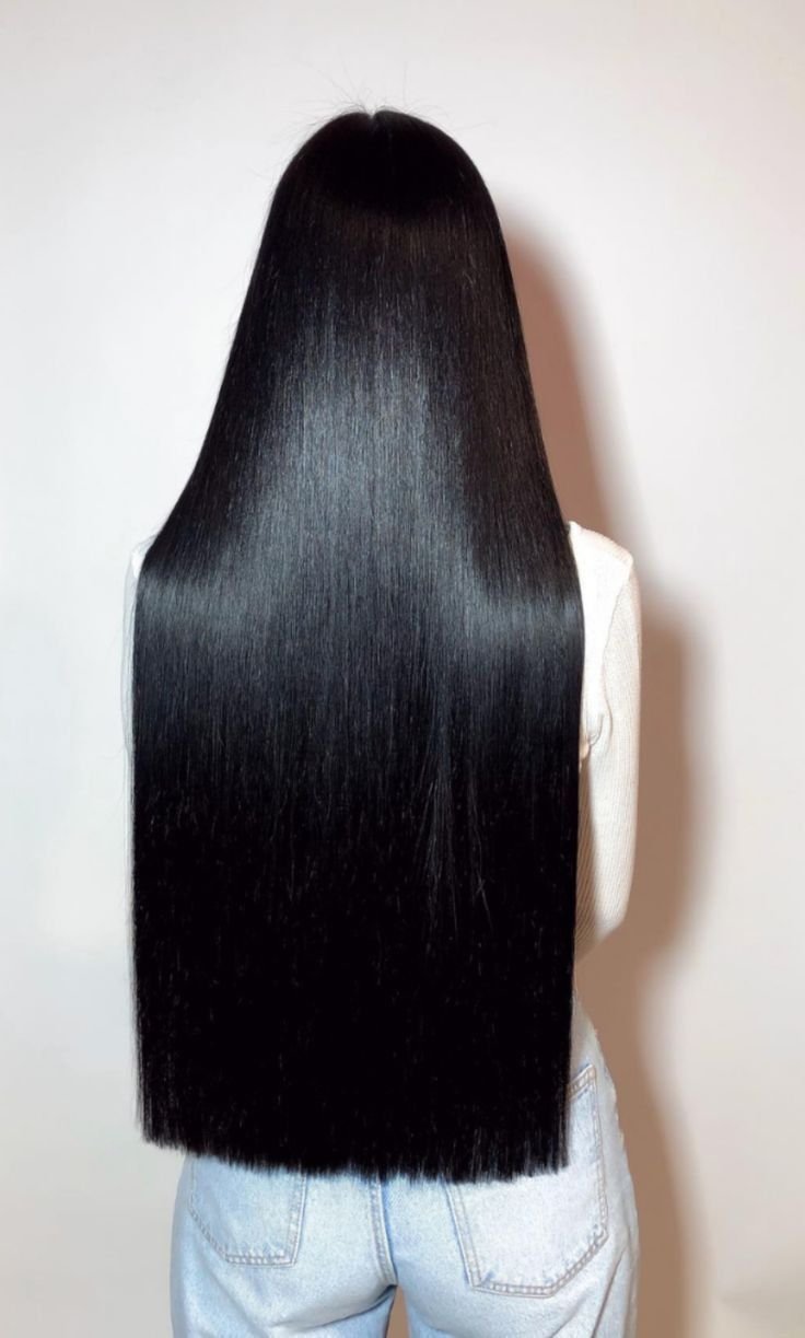 Glossed Signature Haircut