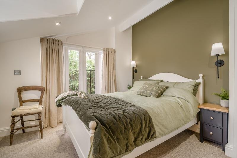 Bedroom One: Cozy Double with Views Over the Garden and Pond Area
