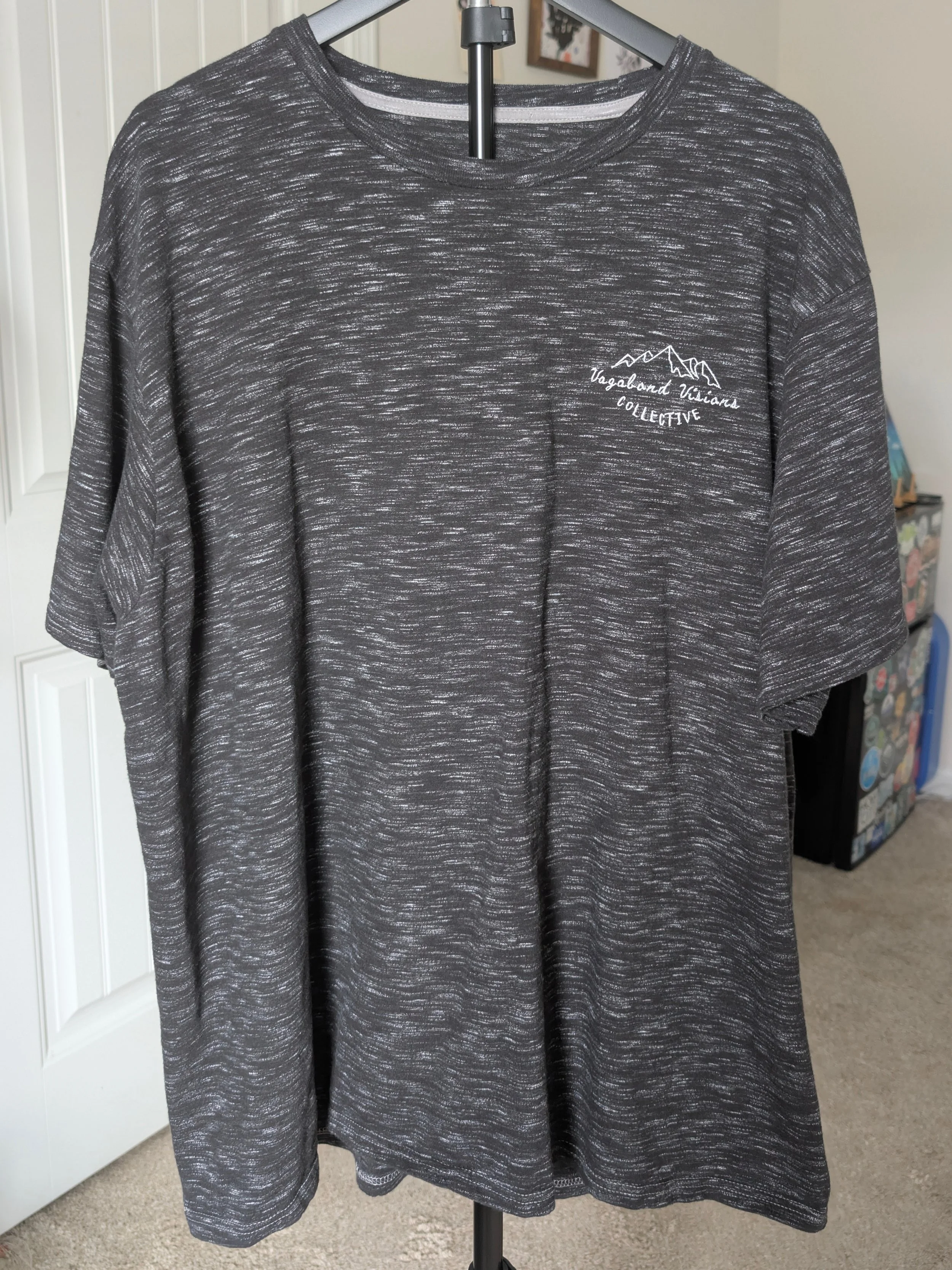 Unisex Faded Black White Marl Fanatics Shirt (Size 3XL)