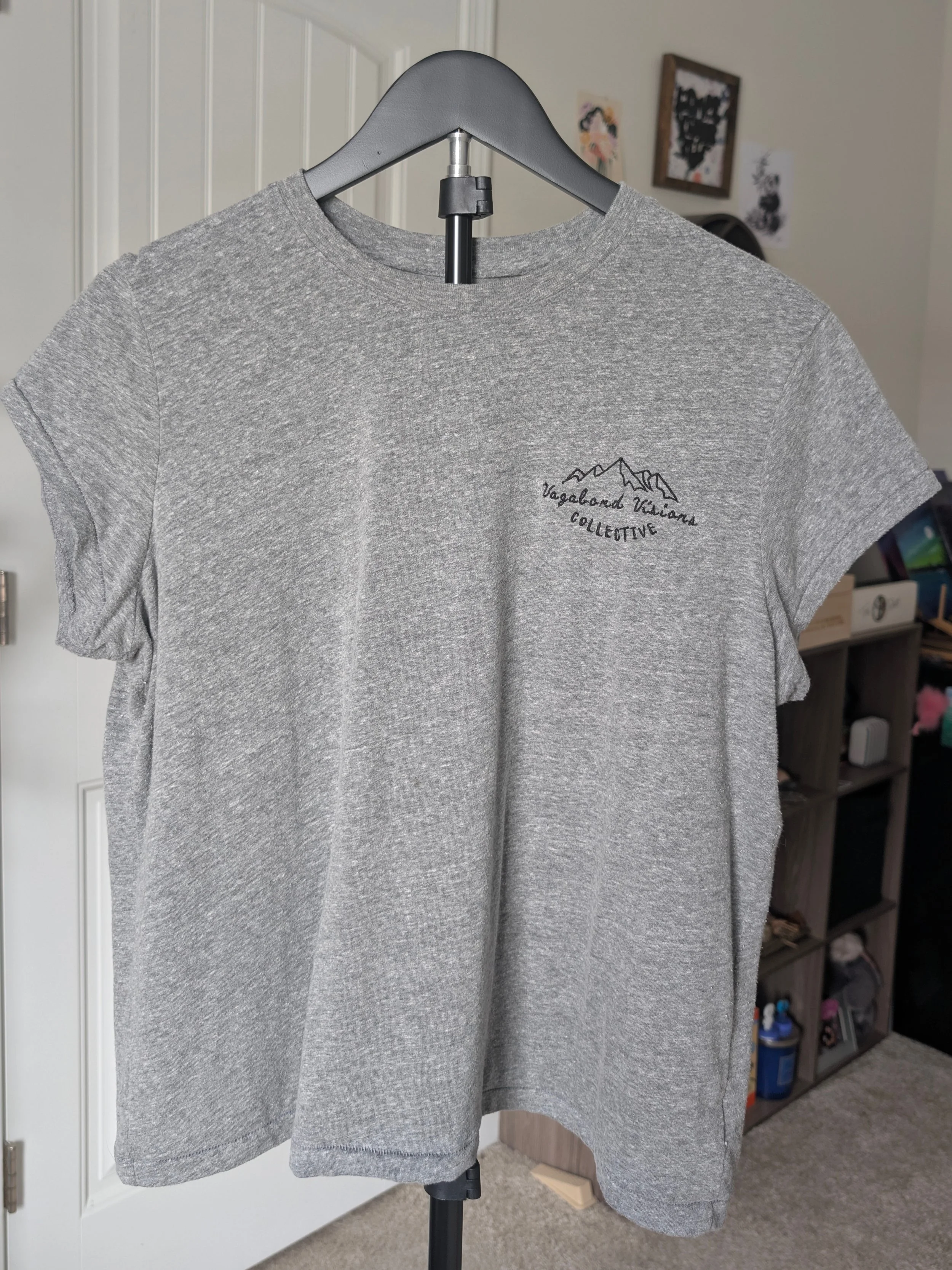 Women's Gray Universal Thread Goods Co. Shirt (Size L)