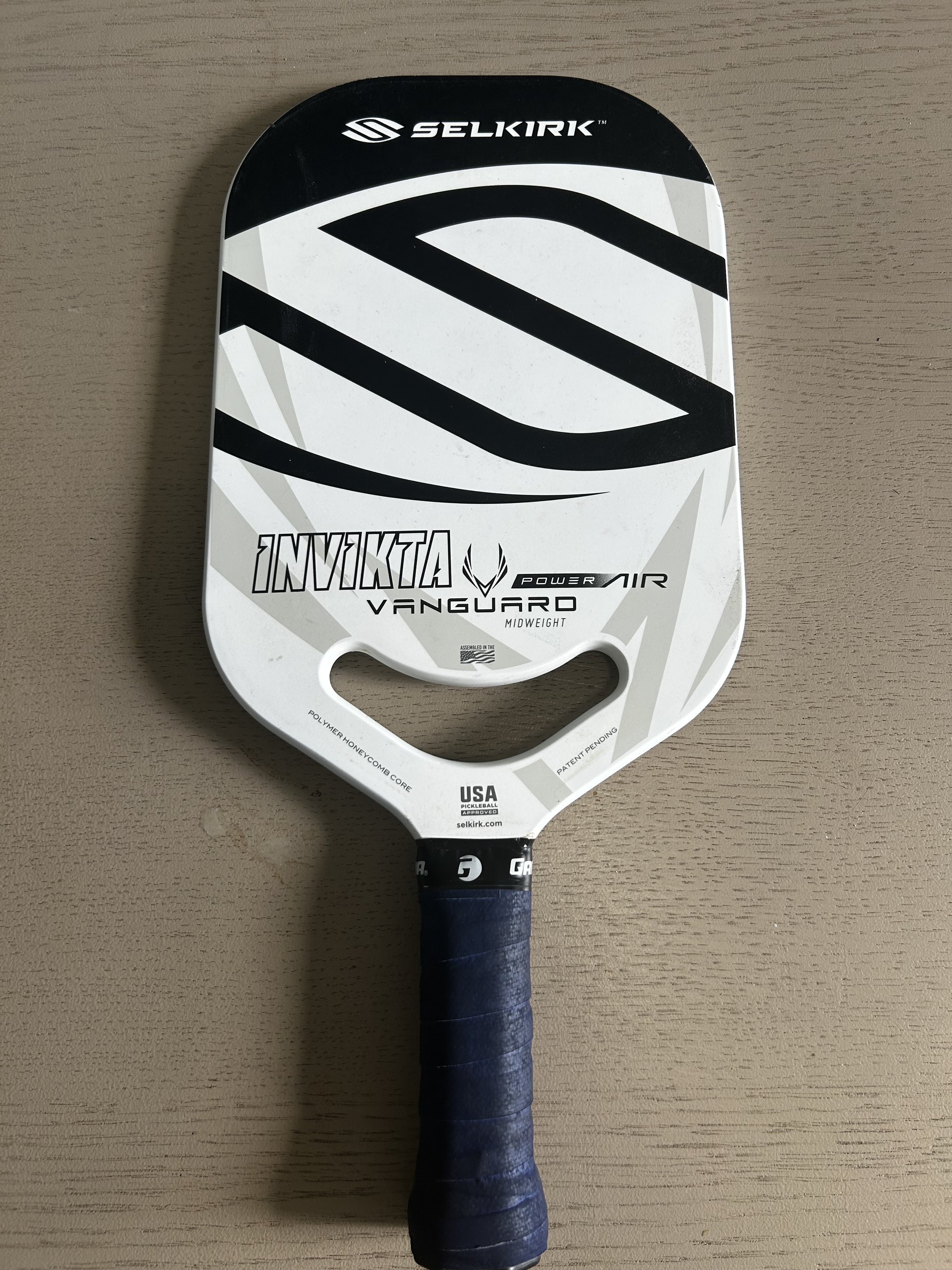 Selkirk Vanguard Power Air Invikta — Midweight