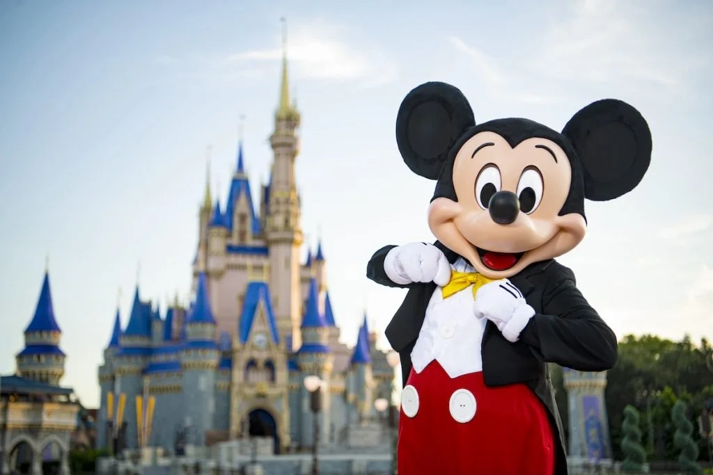 mickey-mouse-cinderella-castle-1024x683.jpg