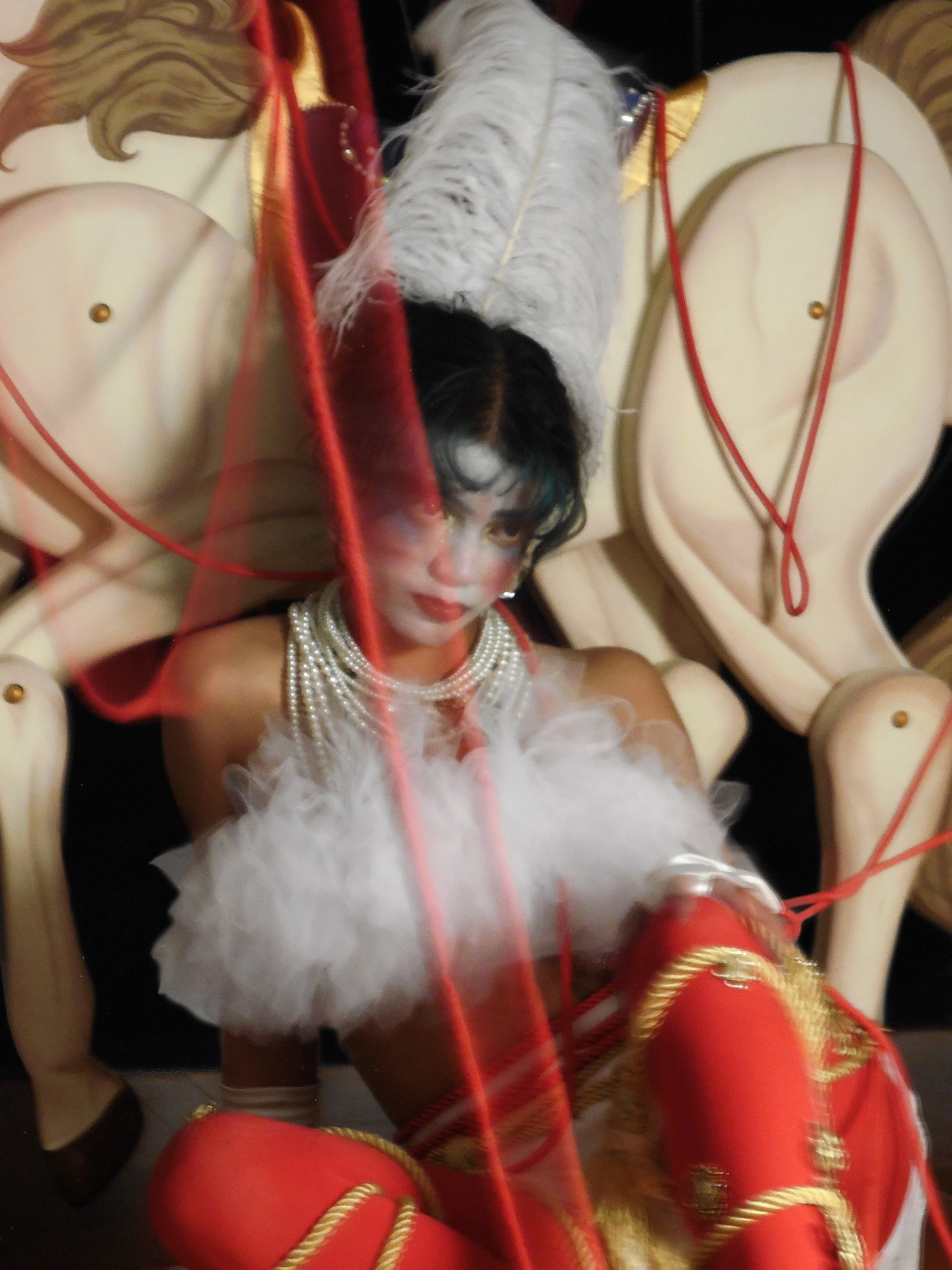 Floor Strings Motion Blur (1).jpg