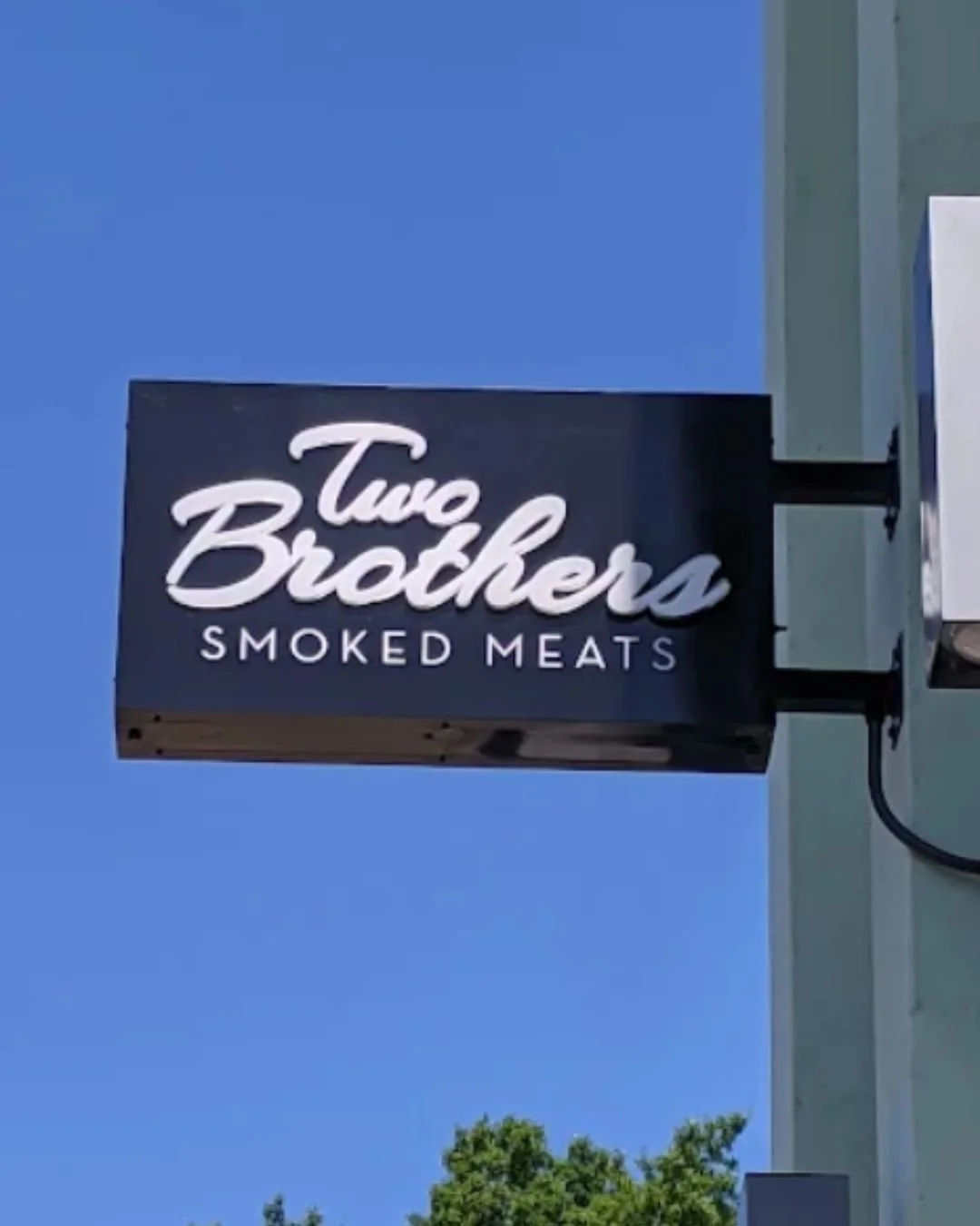 This is not your ordinary BBQ 🔥
At Two Brothers, it&rsquo;s bold flavor with a creative twist. 😋
View our menu 👉 link in bio.

#Starkille #CottonDistrict #BBQ #TwoBrothersSmokedMeats #TwoBrothers