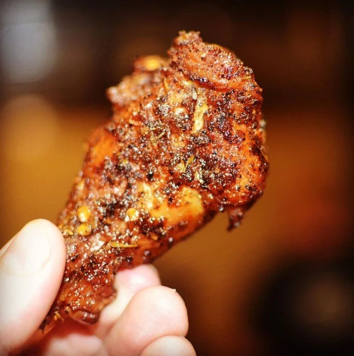 Get ready to get messy 😋🍗
👉 View our menu: link in bio.
Our wings are packed with flavor and cooked just right for your next craving!

#Starkille #CottonDistrict #BBQ #TwoBrothersSmokedMeats #TwoBrothers