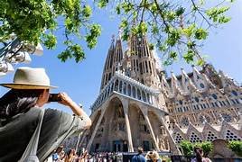OIP Sagrada Familia.jpeg