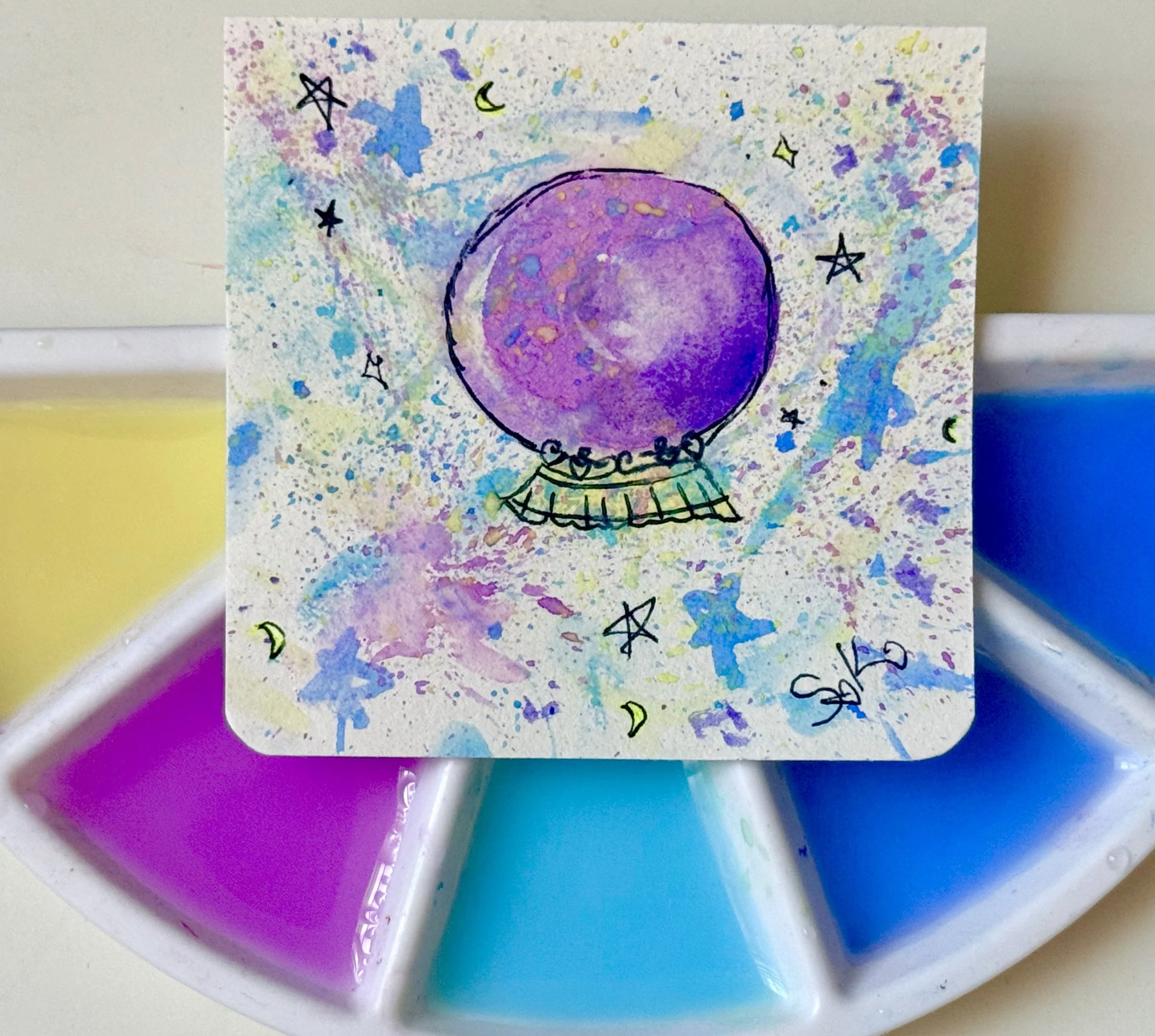 𝐓𝐇𝐄 𝐌𝐘𝐒𝐓𝐈𝐂: enigmatic / celestial / intuitive