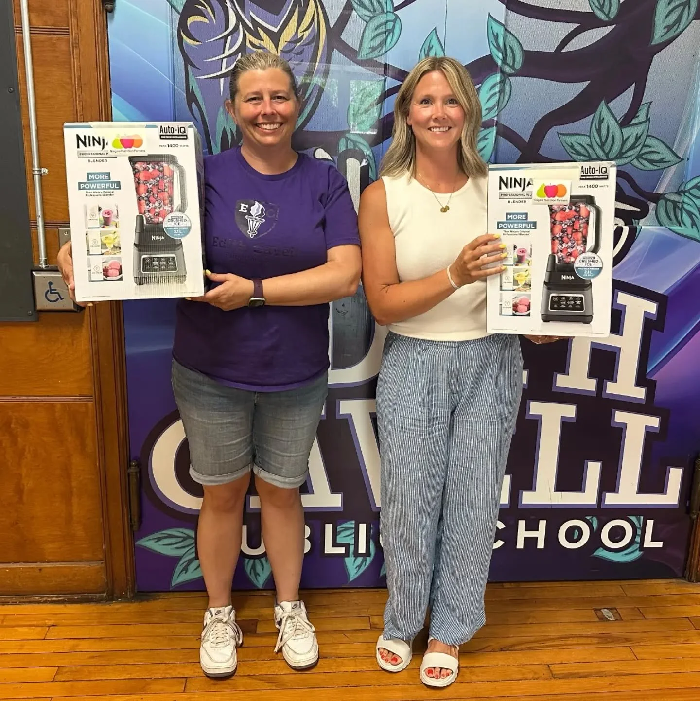 The school nutrition program coordinators at Edith Cavell Elementary School in St. Catharines were happy to recieve two blenders to allow them to serve smoothies to students and enhance their daily menu options. 🥤🍉🥦

Smoothies are an easy excellen