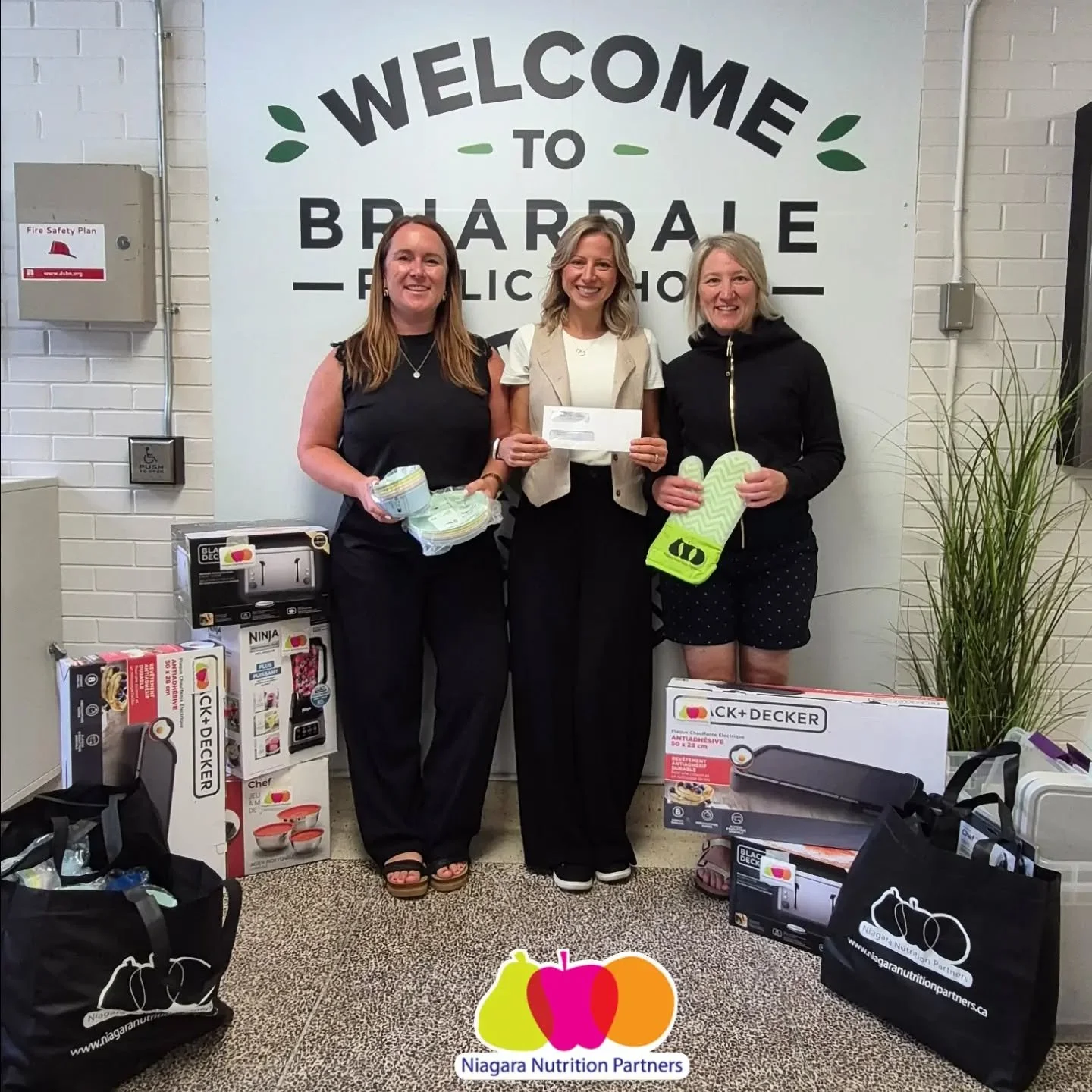 WELCOME to Briardale Public School! 🫶🍎
This new Elementary School in St. Catharines is ready to hit the ground running with their student nutrition program. 🥣🏃&zwj;♀️

When teacher Kate Pacecca presented NNP with a hot breakfast plan and a wish l