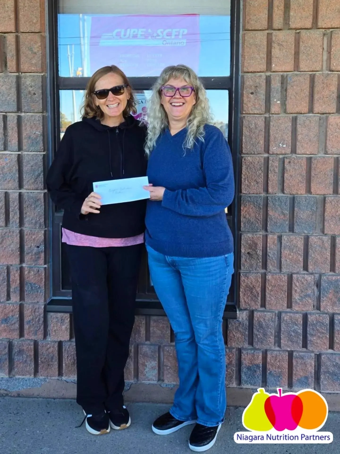 Not only is CUPE1317 a wonderful neighbour to NNP, they have proven to be great supporters of student nutrition programs in Niagara!! 🤝🫶

This week, CUPE1317 presented NNP with a $200 donation to support feeding students at school, and also announc