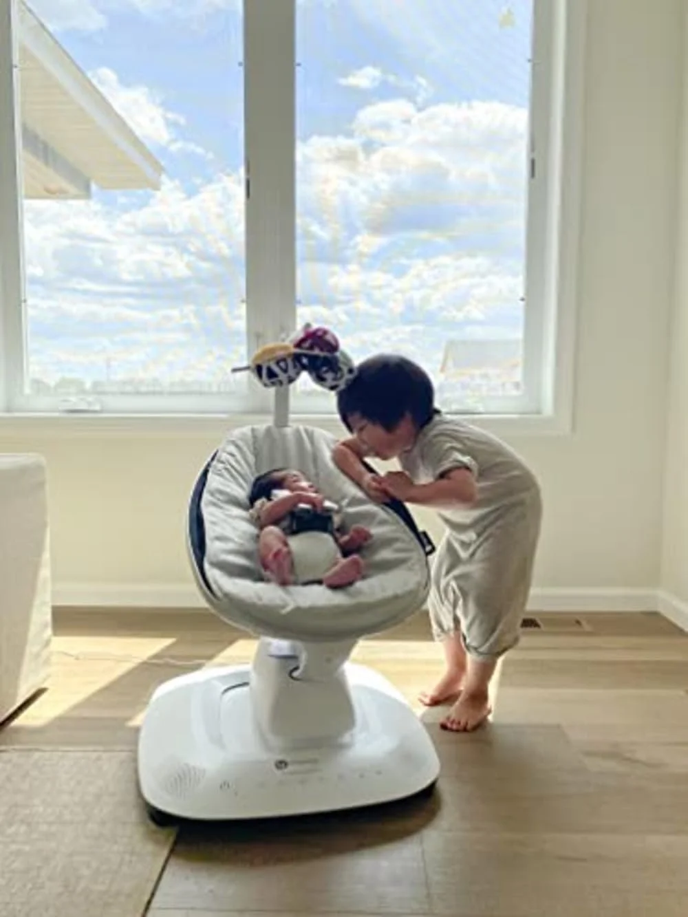 4moms MamaRoo Baby Swing