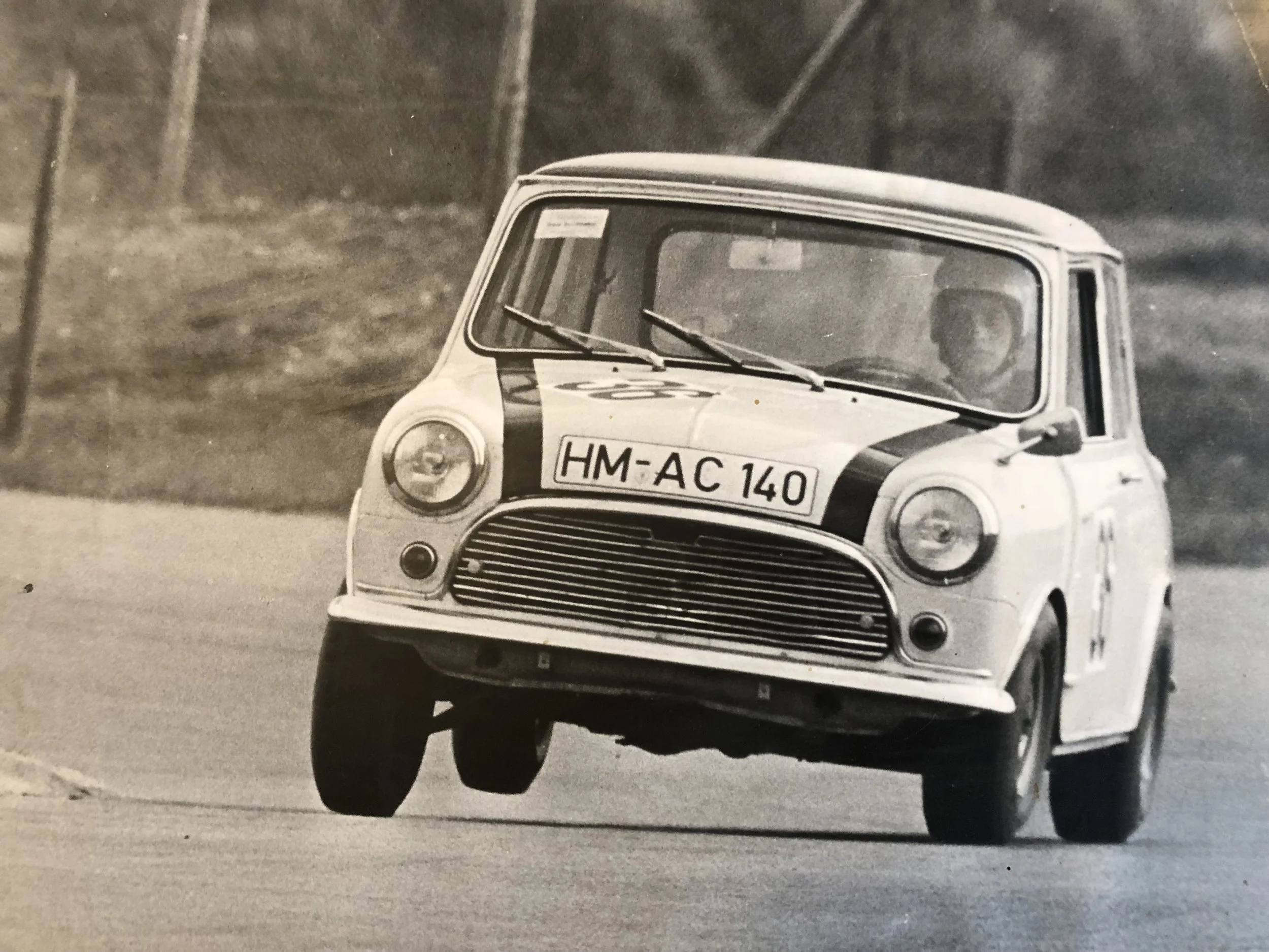 Jochen Schneider - Vater von Sven-Ulrik Schneider bei einem Bergrennen. 