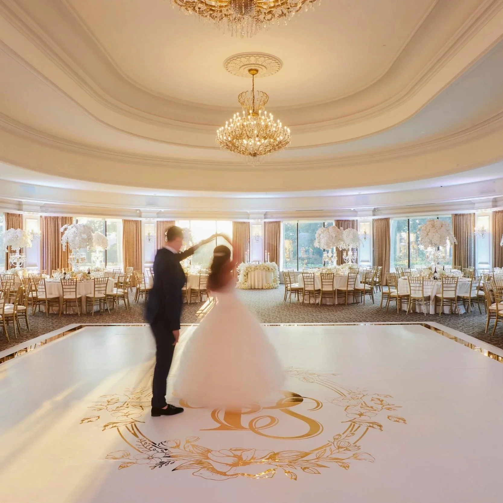 First Dance | Oheka Castle Wedding