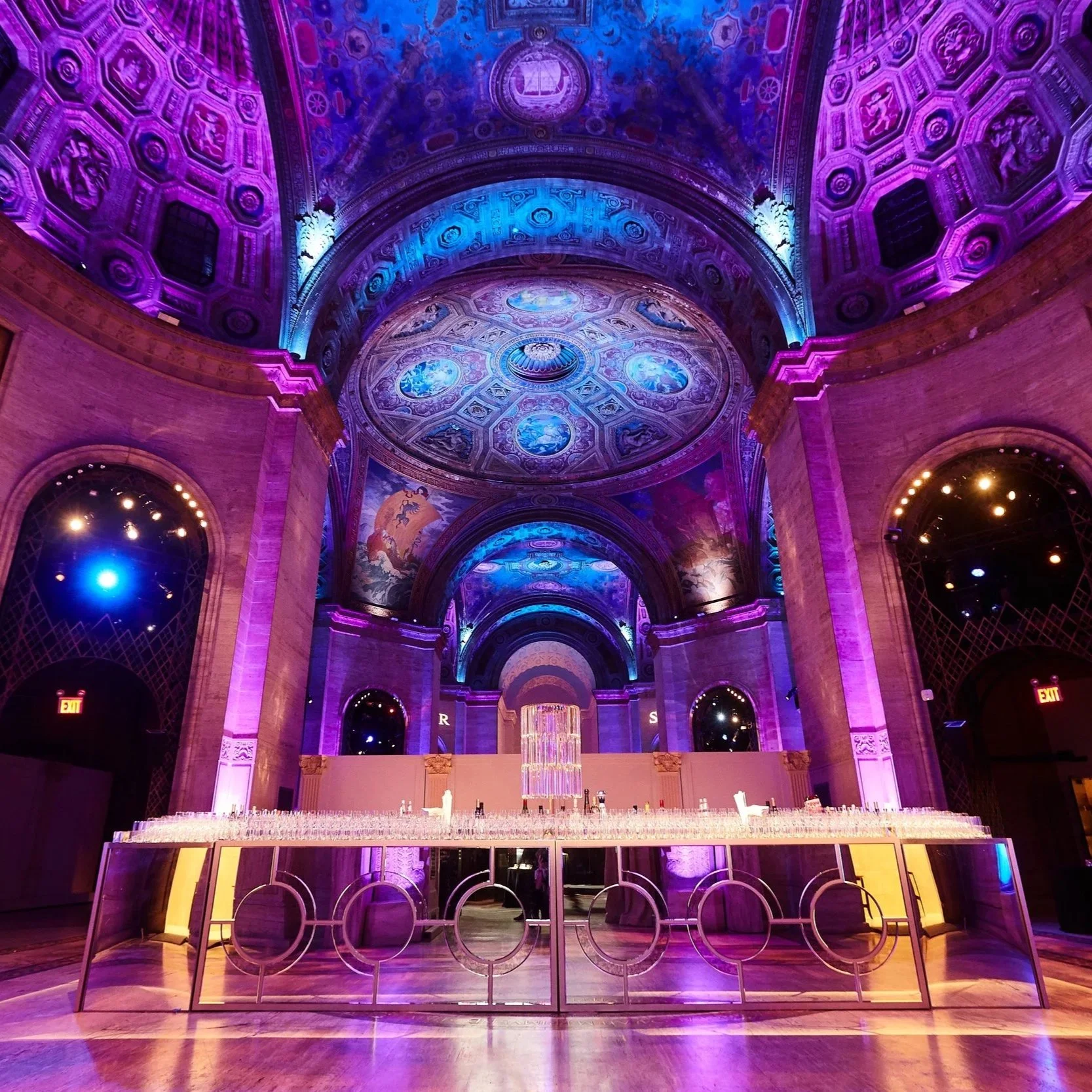 Mirrored bar -  Cipriani Wall Street 