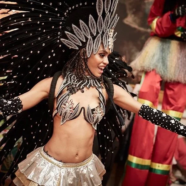 Moko jumbie dancers at Oheka Castle