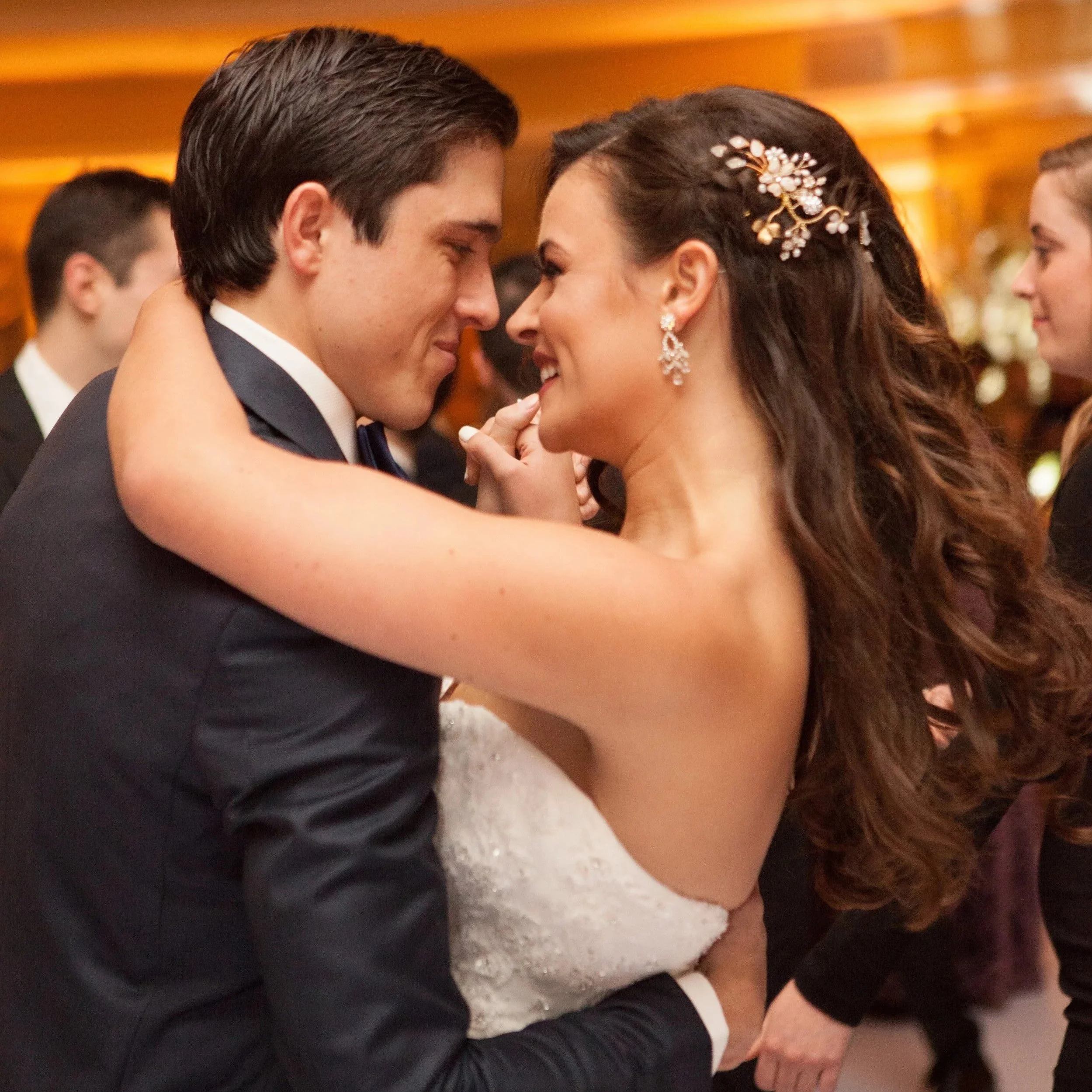 Bride and Groom First Dance, Oheka Castle