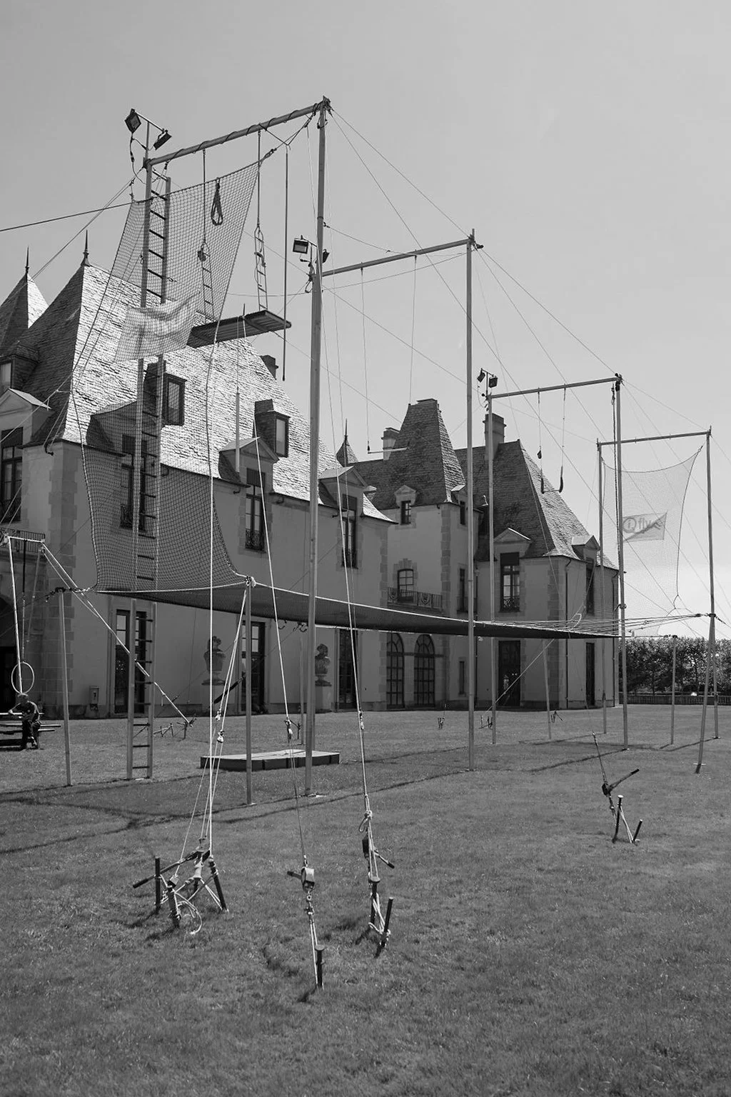 Flying trapeze on the rear lawn of Oheka Castle
