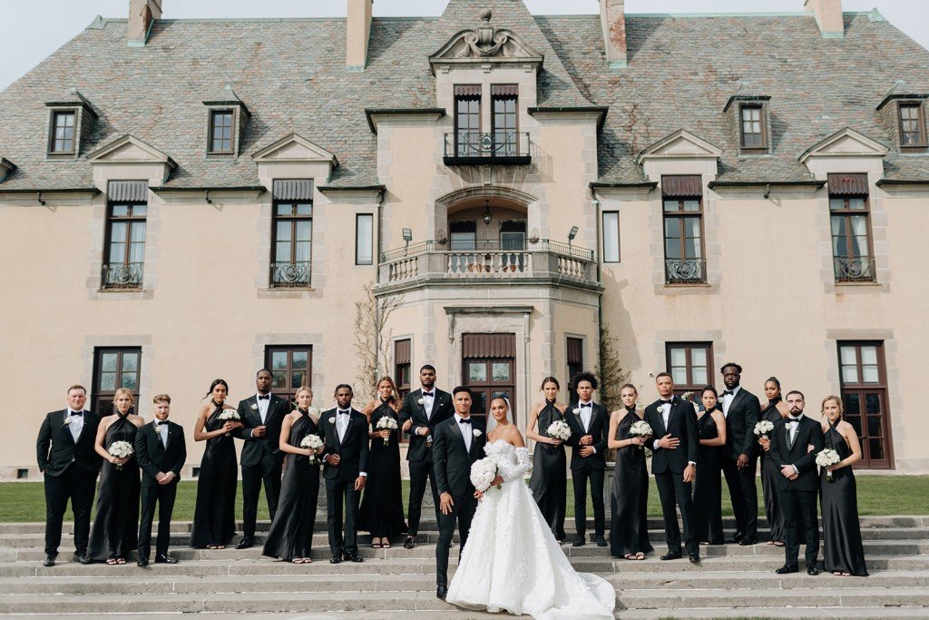 Oheka_Castle_NY_Wedding_St_Juste_The_Teagues-28-1024x683.jpg