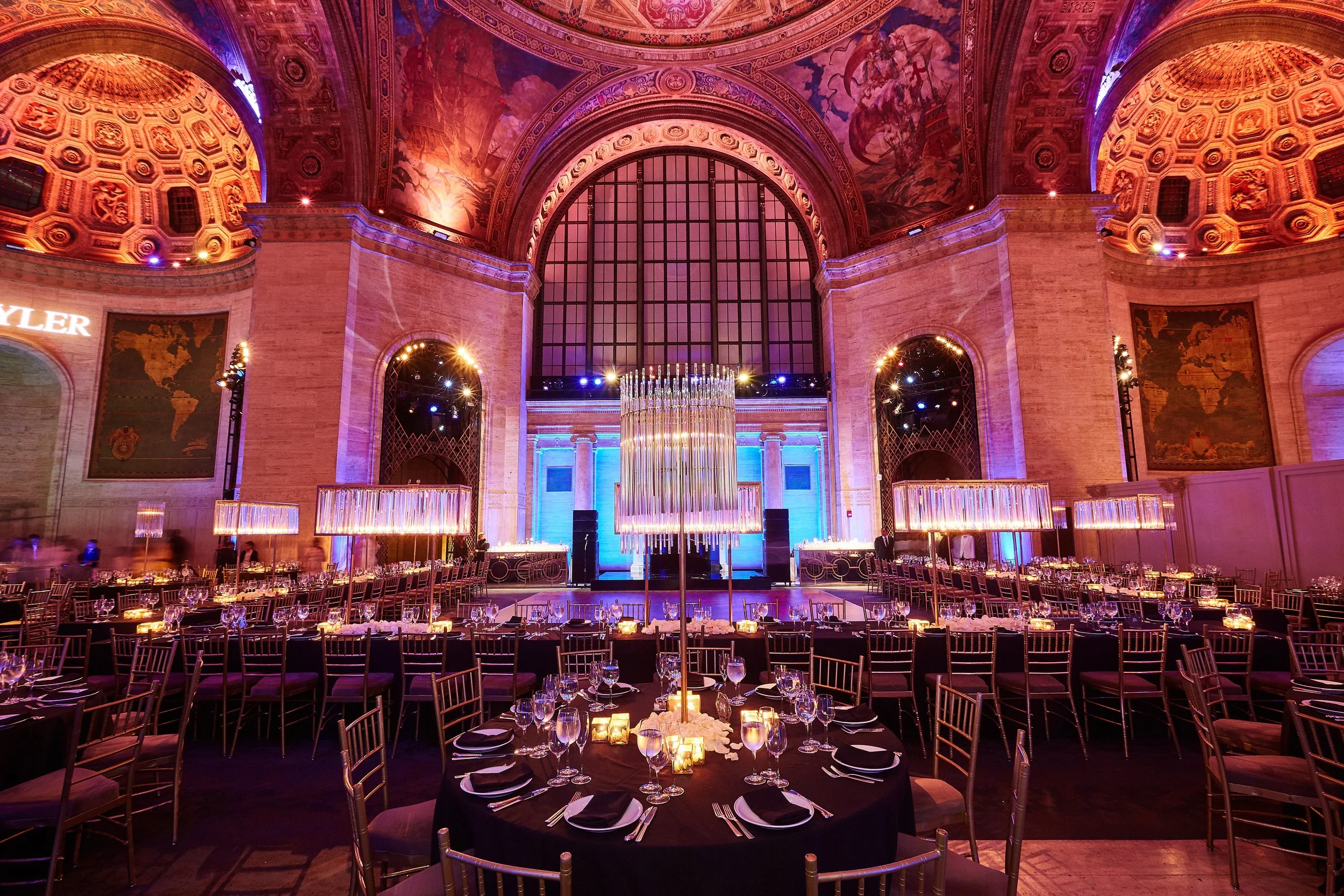bar-mitzvah-room-design-cipriani-wall-street-grand-hall.jpg