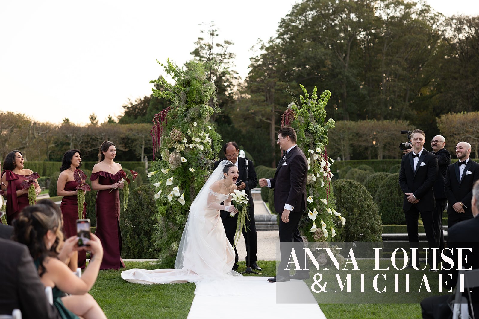 Moody Fall Wedding at Oheka-Wedding Ceremony