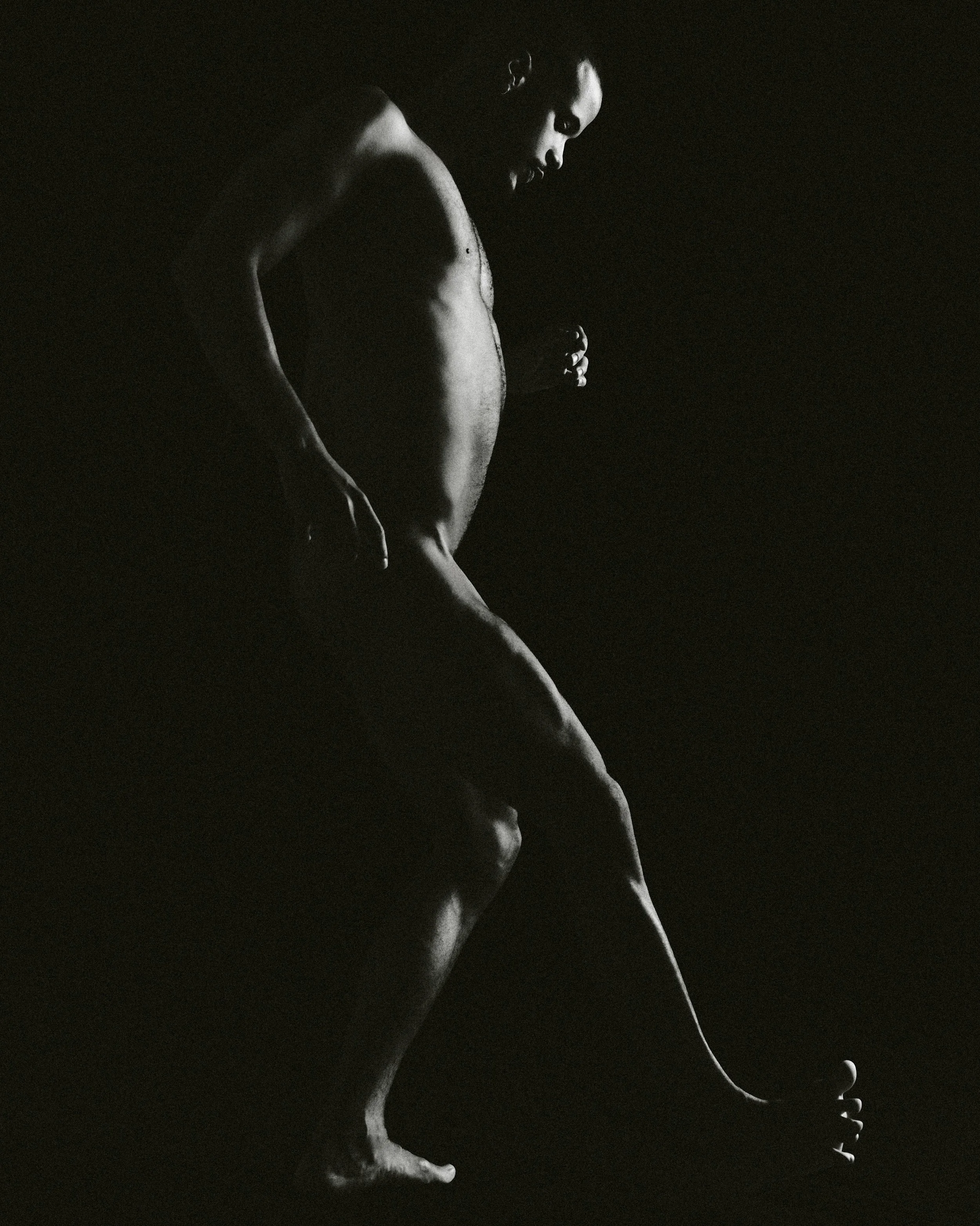 Osbiel. 2026
Body studies
Muse @osbiel_lazo 
Movement direction @yeldadelcarmen