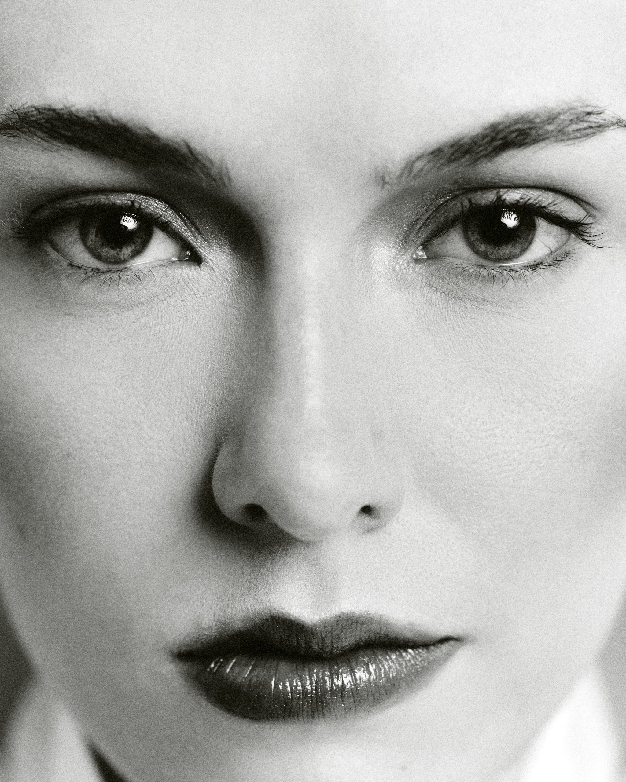 SANDRINE VEILLEUX FOR HUMANKIND MGMT. 2026