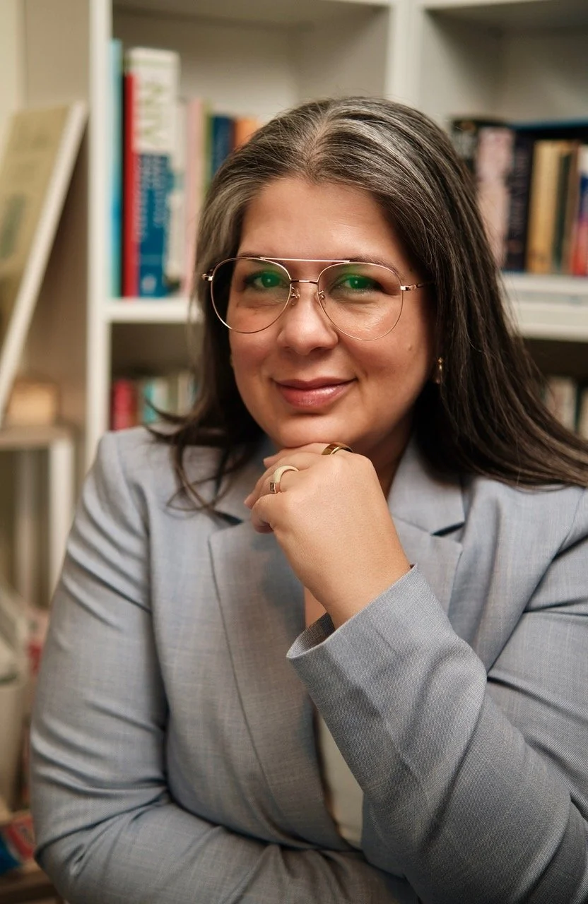 Inaru Rodriguez. Financial Coach. Latina. Bilingue.