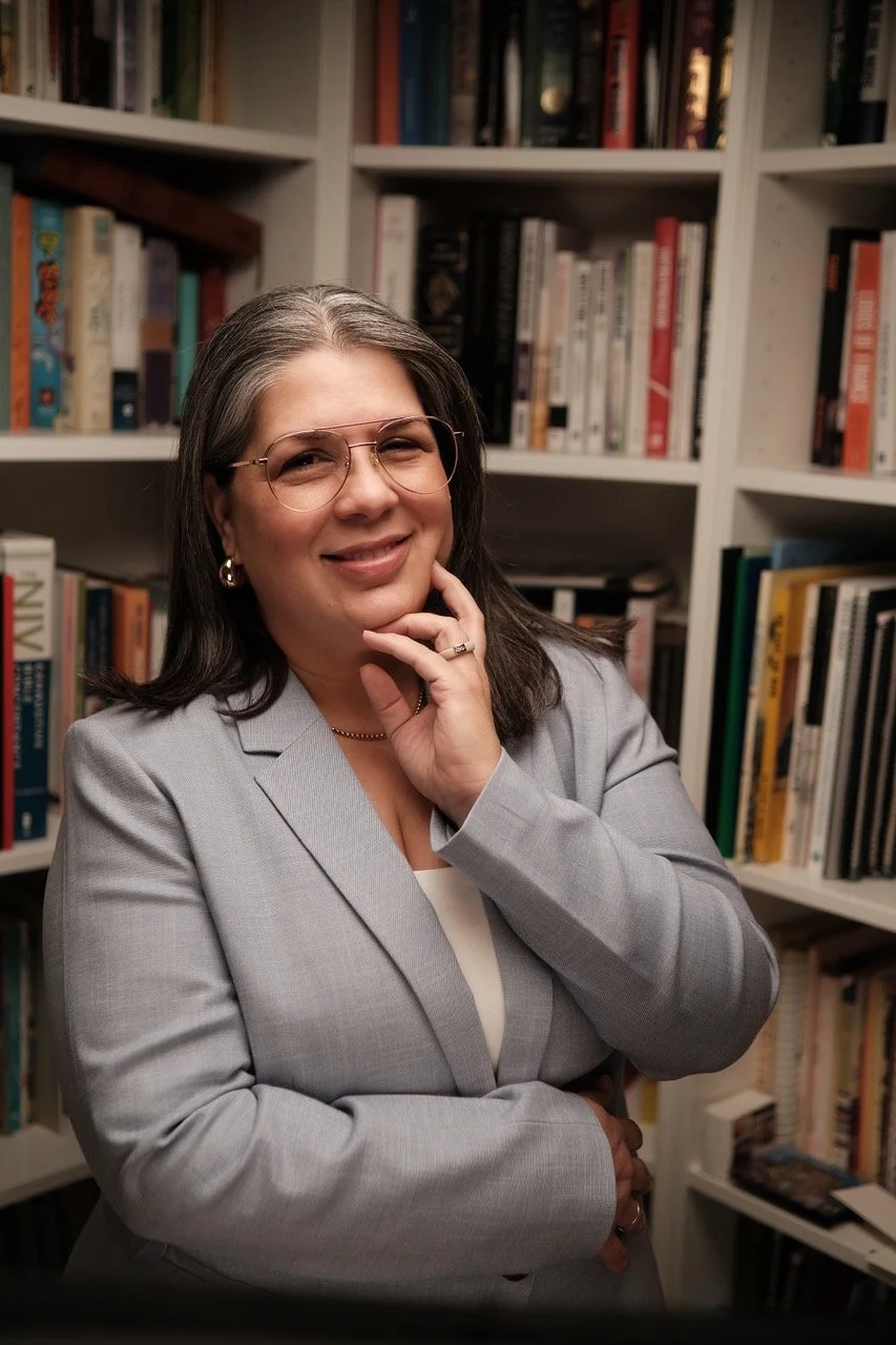 Inaru Rodriguez. Financial Consultant. Latina. Bilingual