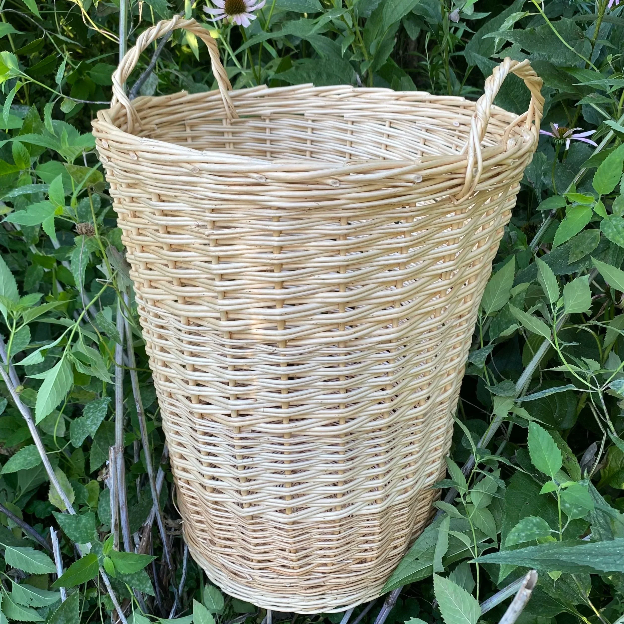 Image_8_Hamper.jpg