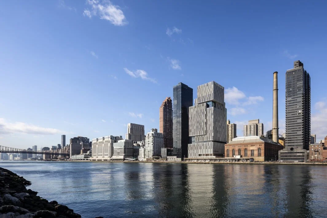 MSK-Koch-Center-for-Cancer-Care_49140.00.0_Ext-River-View-1_mr-1065x710.jpg