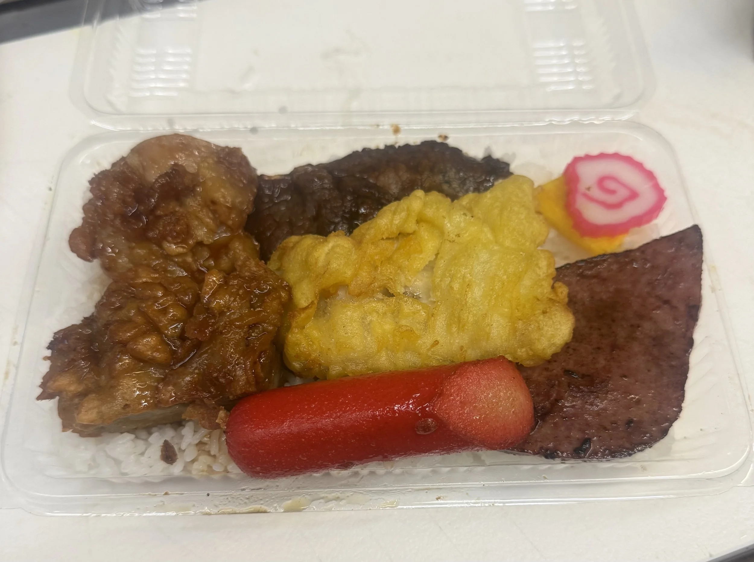OPTION 3 Lunch: BLANES DRIVE INN Bento - 