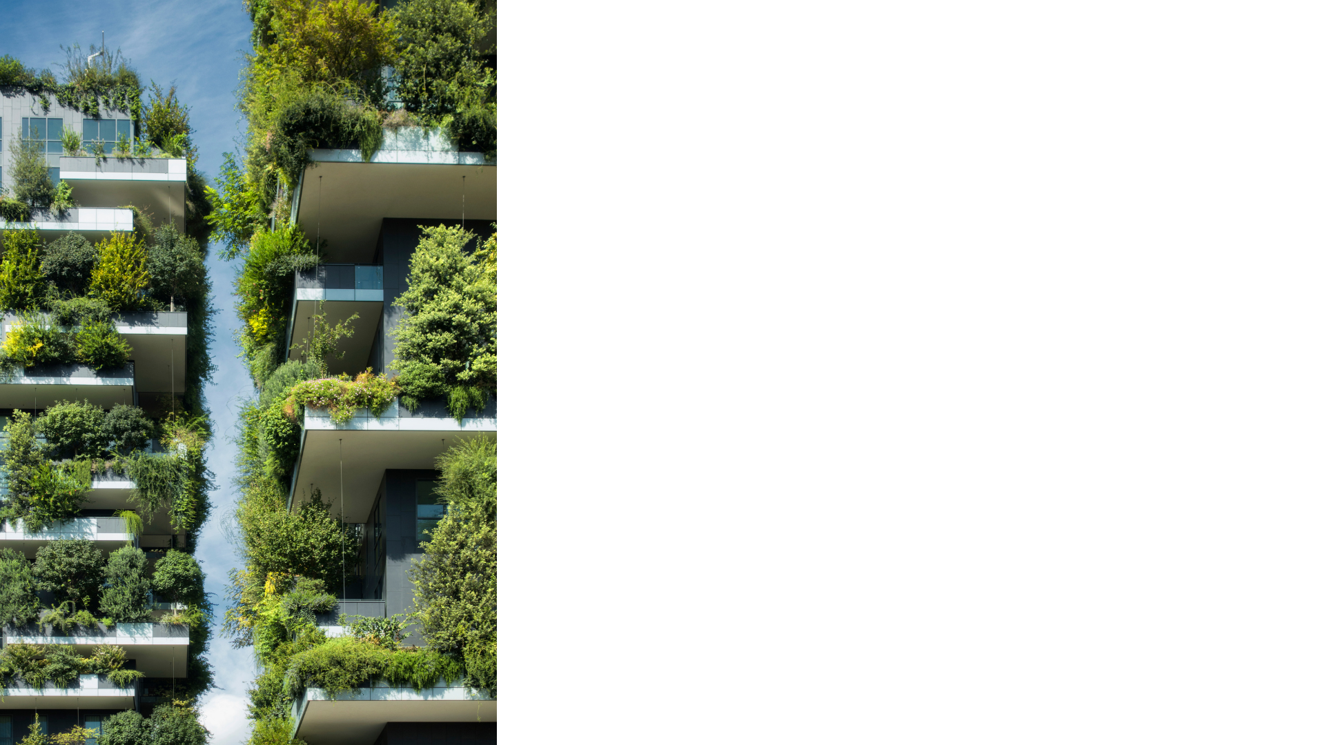 Vista aérea de edificios modernos con jardines verdes en los balcones y terrazas.