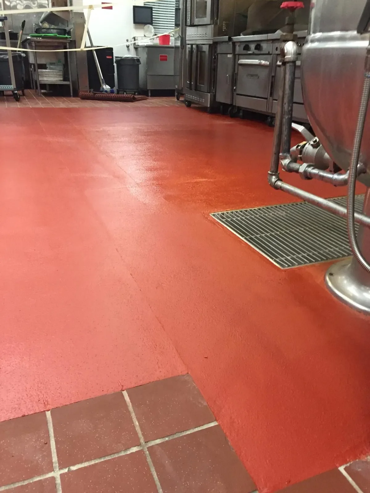Commercial-11-Hotel-Kitchen-03.webp