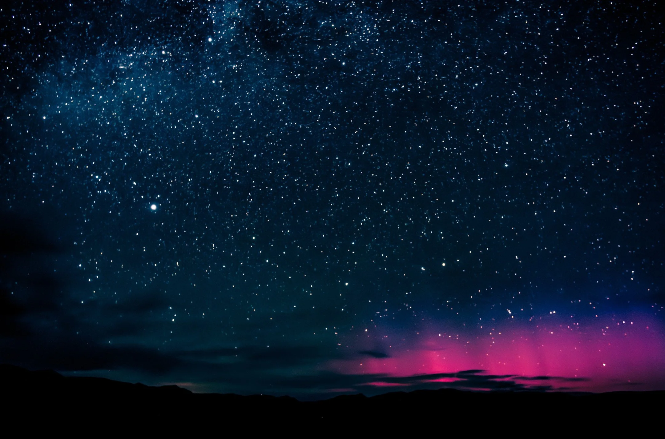3rd photo from my foray into #astrophotography during my trip to see the #perseidmeteorshower, with the #aurora showing. Still figuring out editing, so any feedback would be welcome. Like how to bring out the milky way in the upper left? This is a si