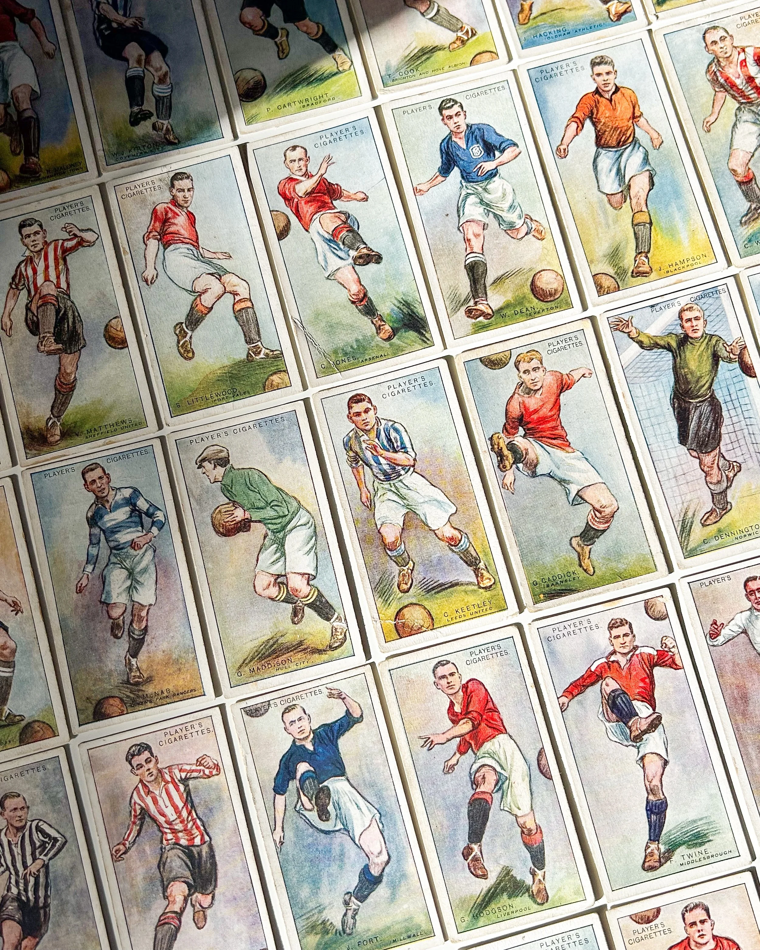 These are just a selection of the players and teams I have in the cabinet right now. DM me with the team you&rsquo;re after and I&rsquo;ll show you what I have.

#wallart #homedecor #giftideas #footballgifts #footballfan