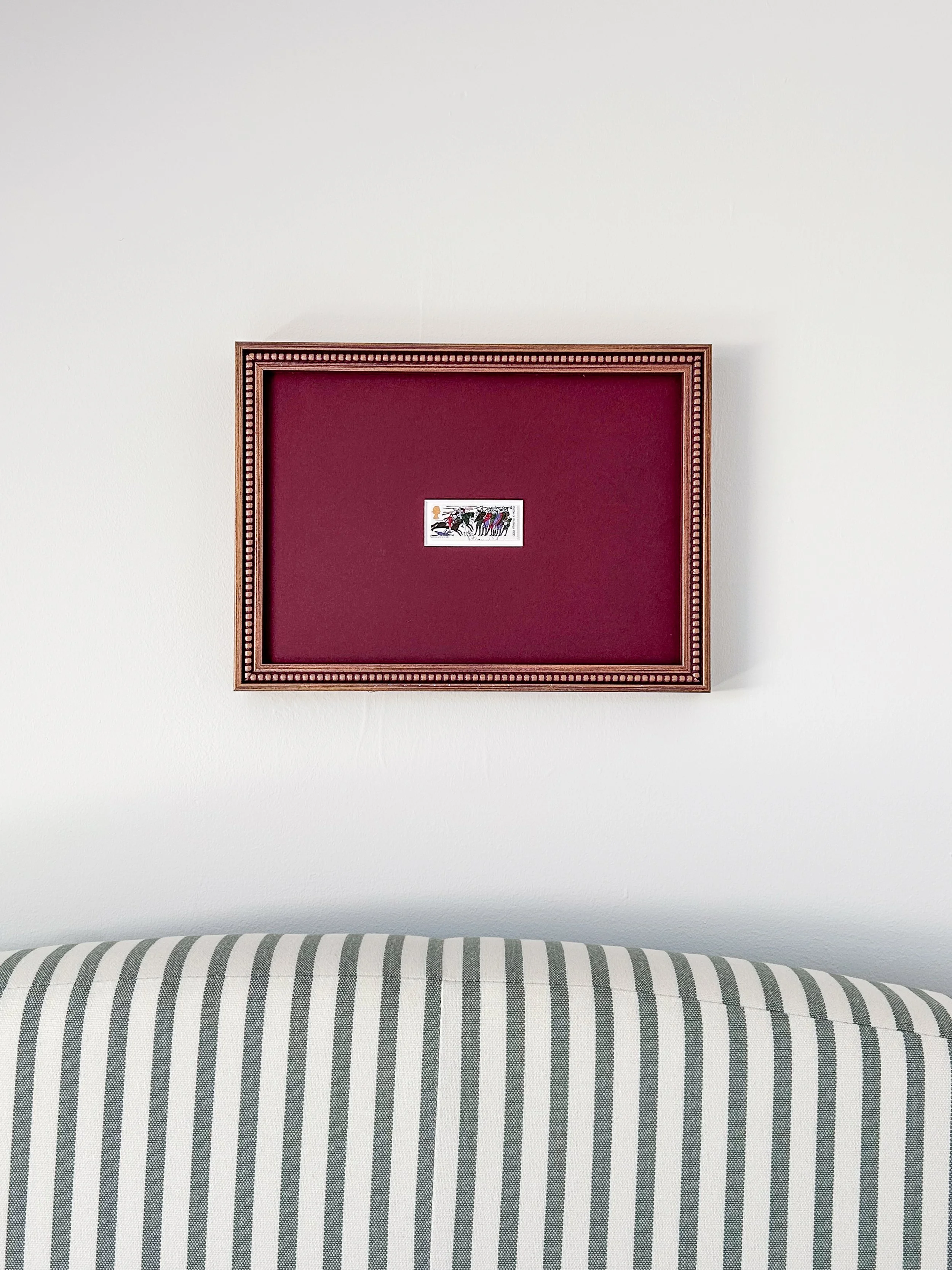 battle-of-hastings-framed-stamp-above-bed.jpg