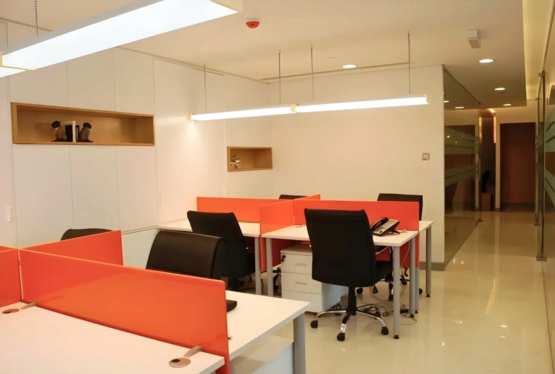 commercial-office-interior-design-business-bay-dubai.webp