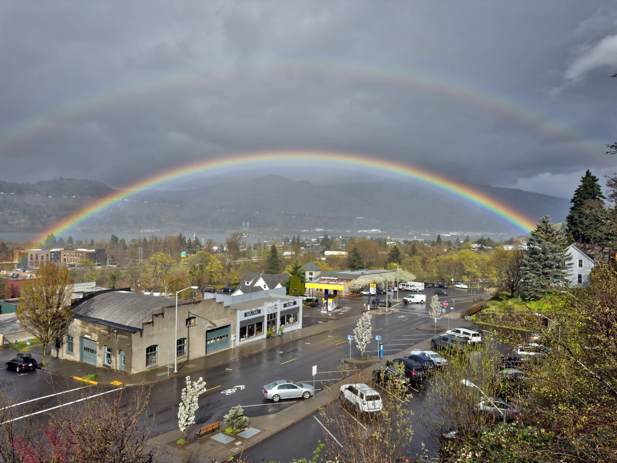 so many rainbows