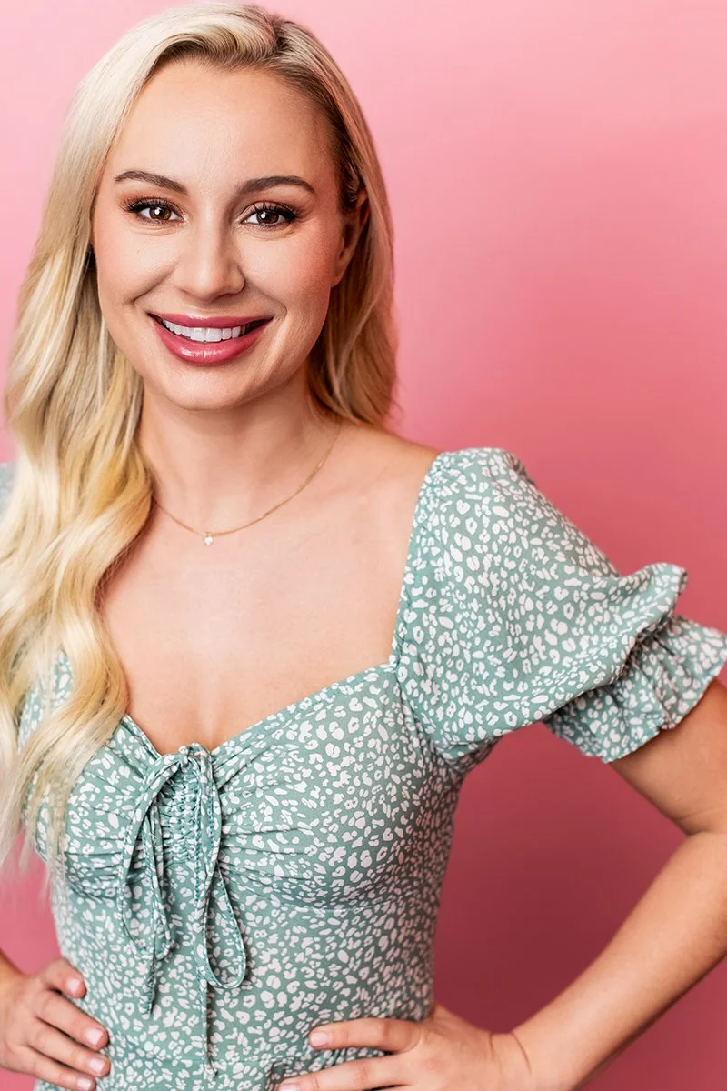 Julie Dawson Commercial Headshot 2.jpg